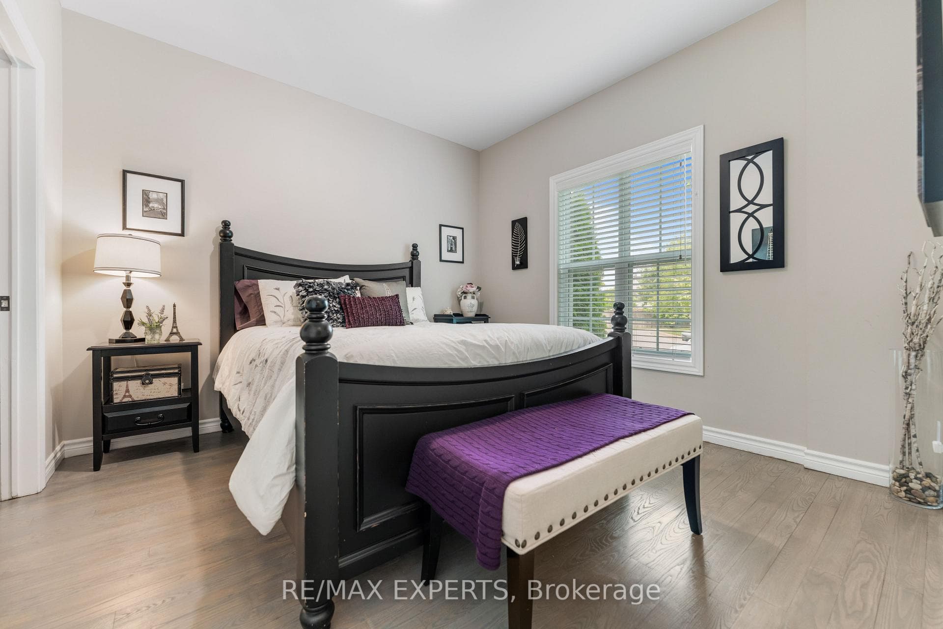 608 Simcoe Street Unit 19 photo 18
