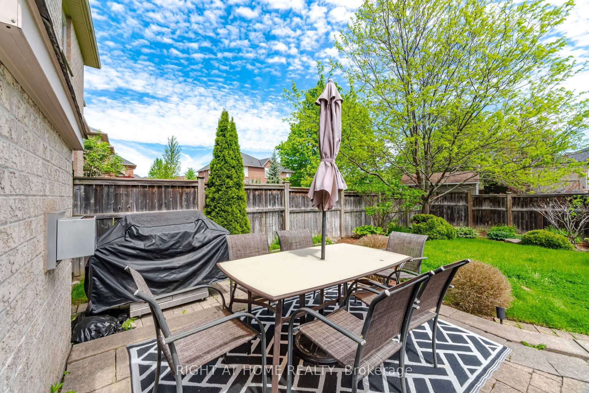 2233 Littondale Lane photo 45