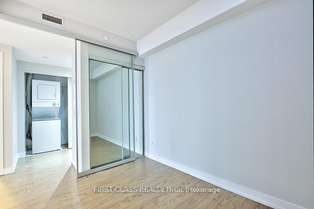 85 Wood Street Unit 4202 photo 15