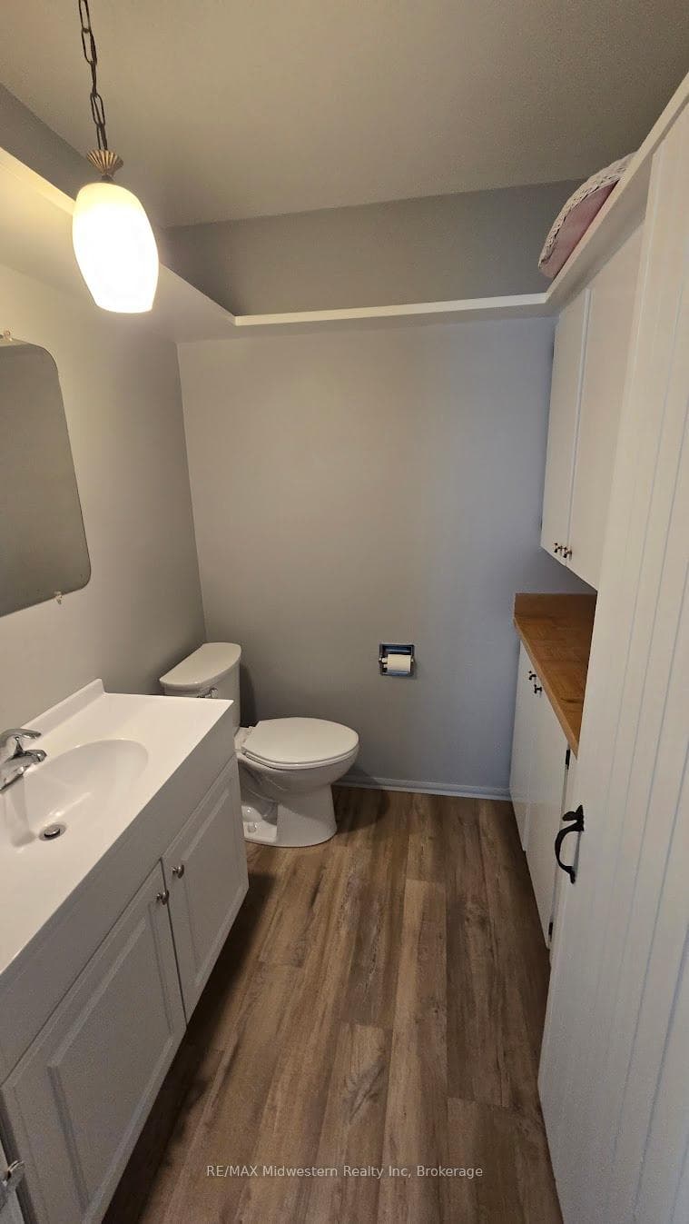 545 Inkerman Street Unit 2 photo 12