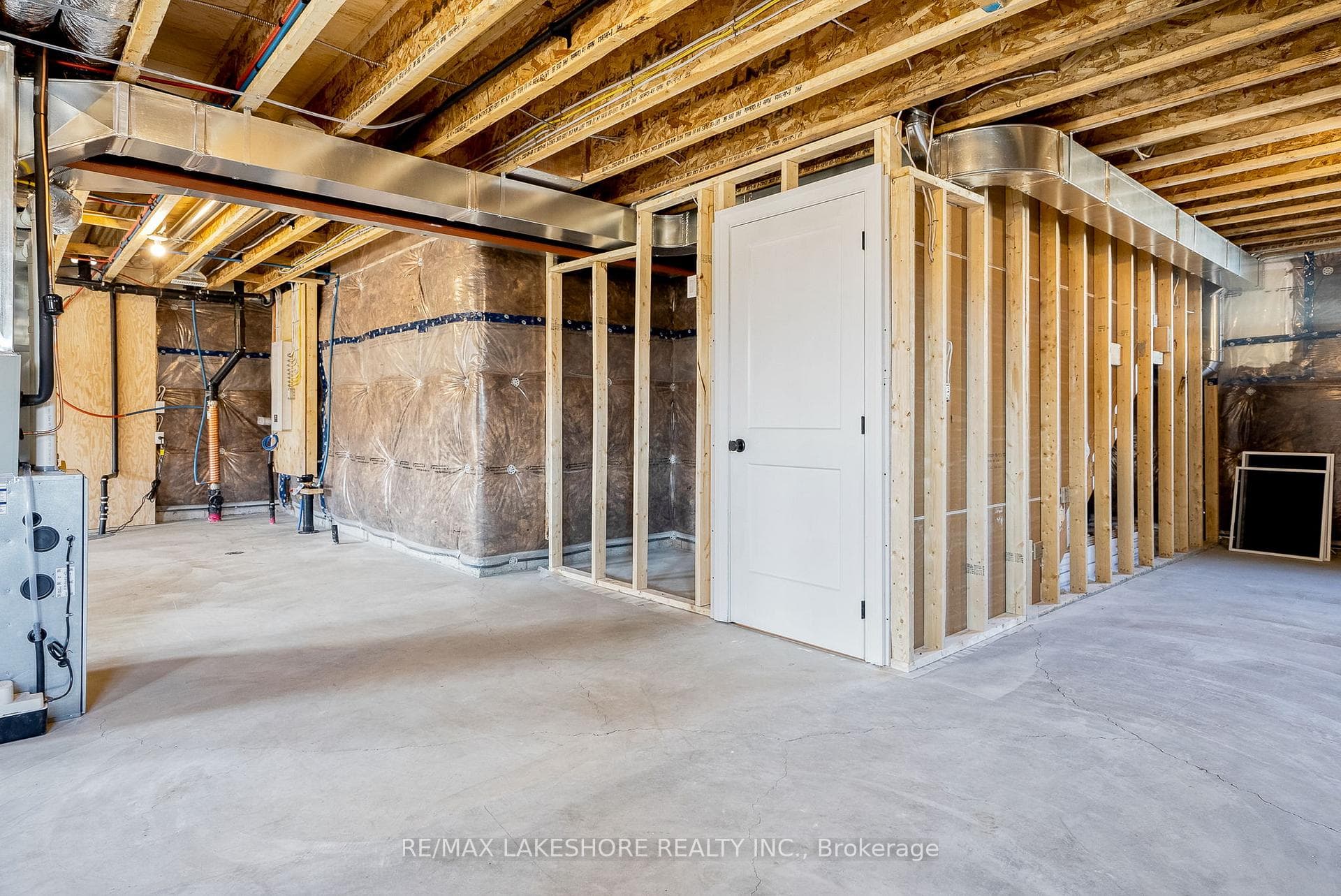 21-1000 D'ARCY Street photo 31