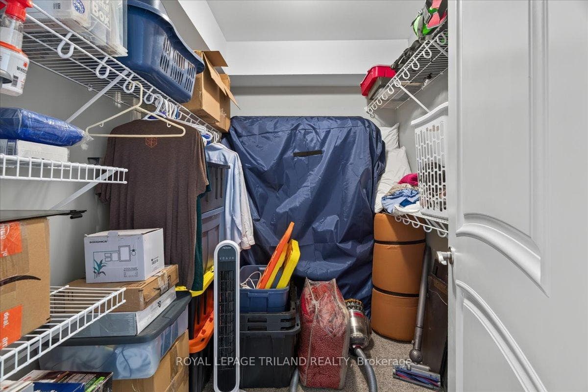 250 Pall Mall Street Unit 908 photo 13