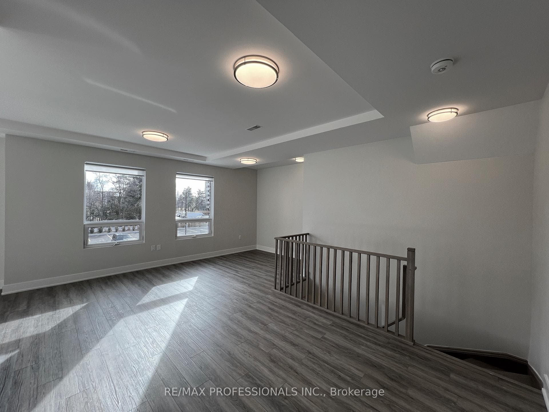 62 Dixfield Drive Unit 123 photo 5