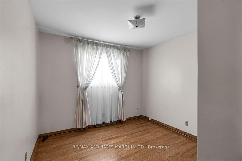 322 JARVIS Street photo 19