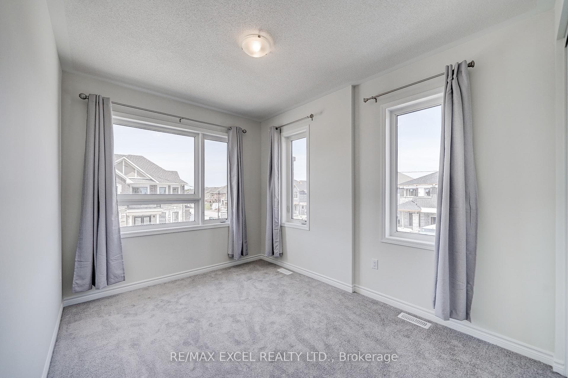3262 Turnstone Boulevard photo 35