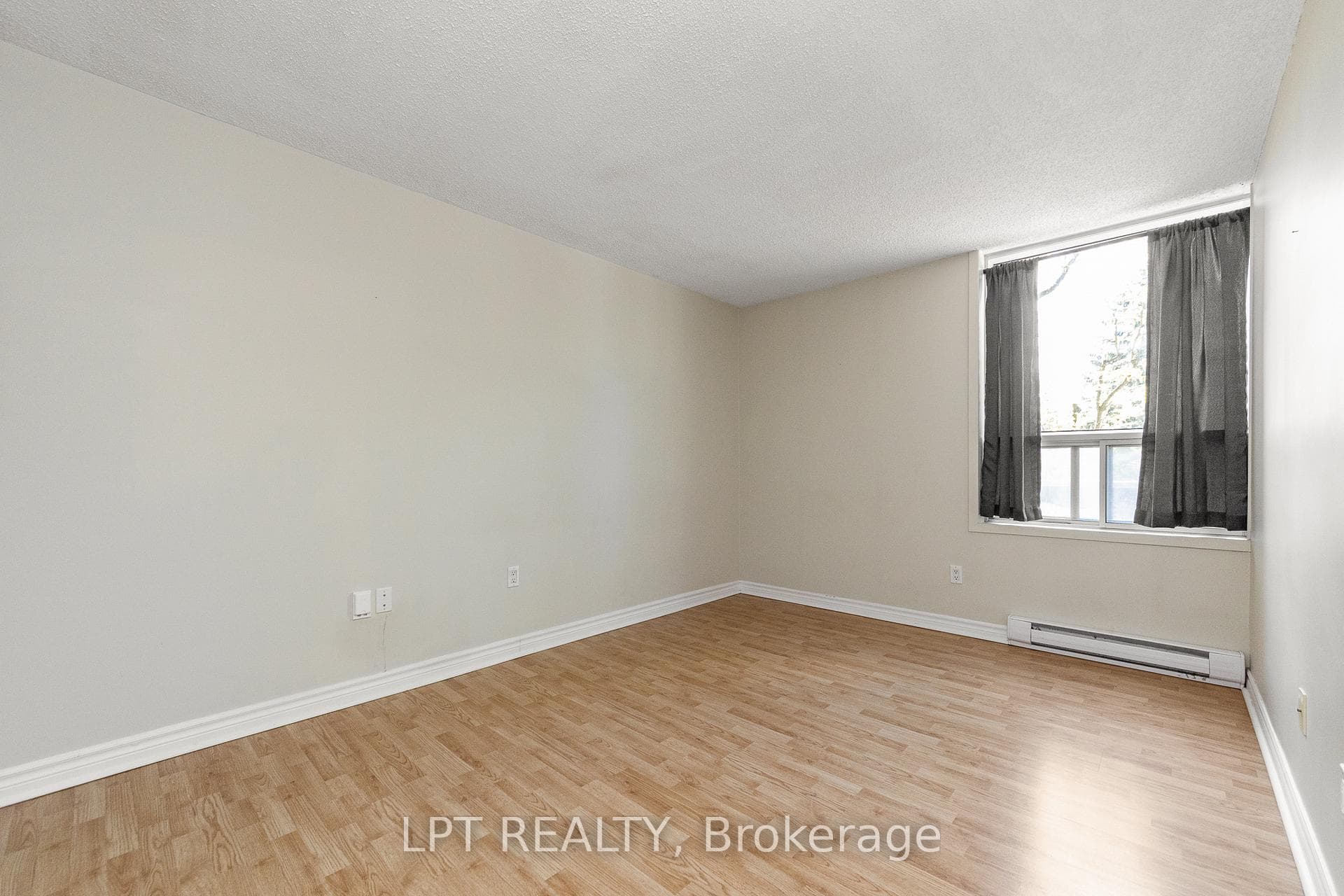 1177 Belanger Avenue Unit 206 photo 17