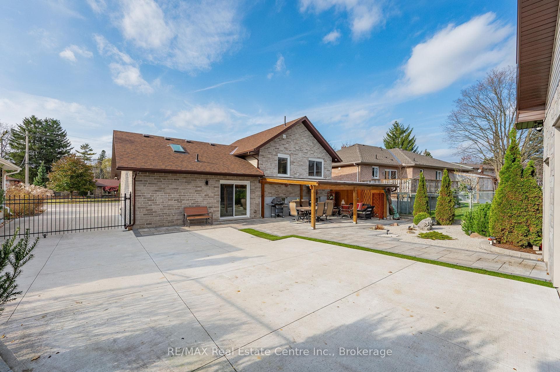 173 Carson Drive photo 6