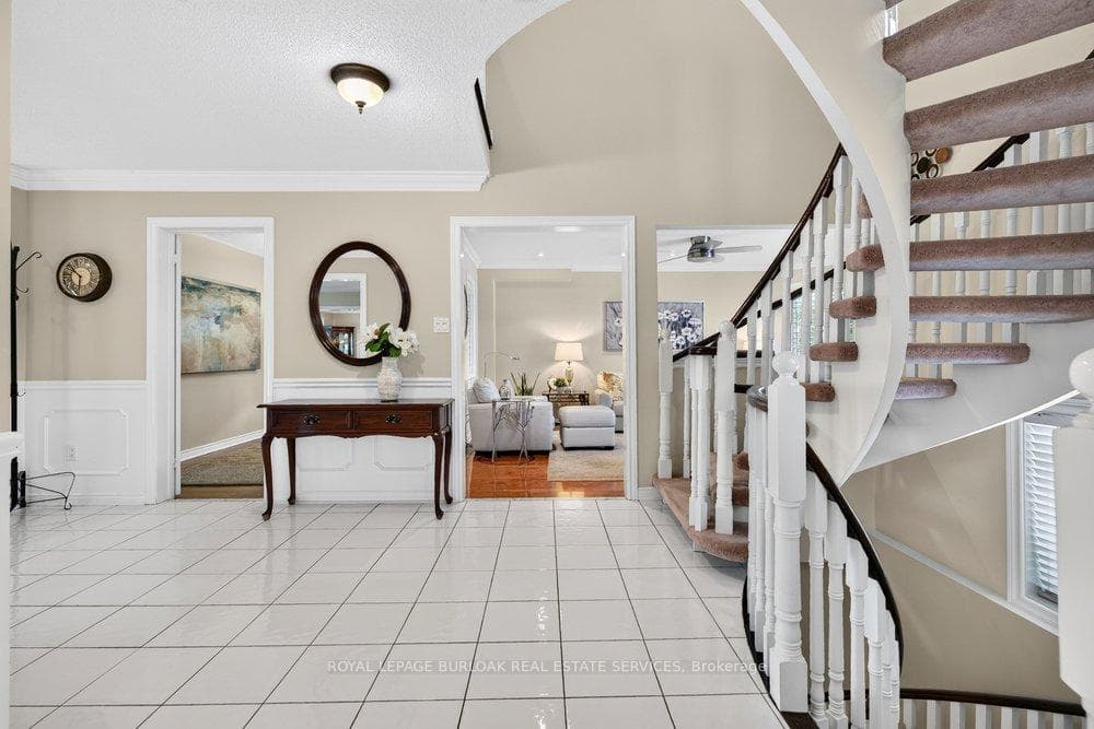 3334 Trelawny Circle photo 15
