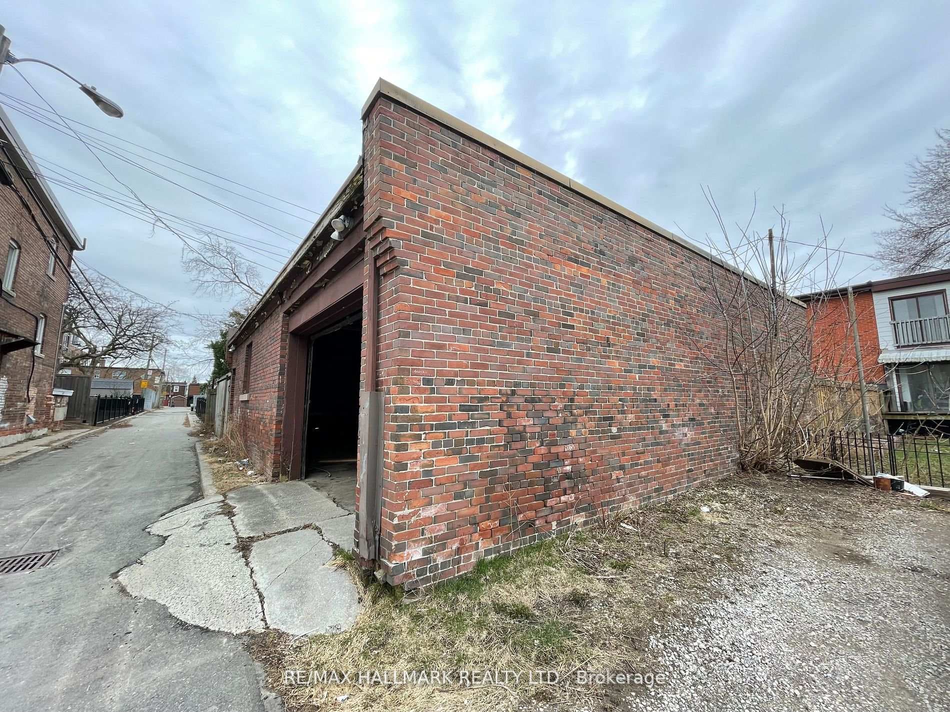 194R Chatham Avenue Unit REAR photo 2