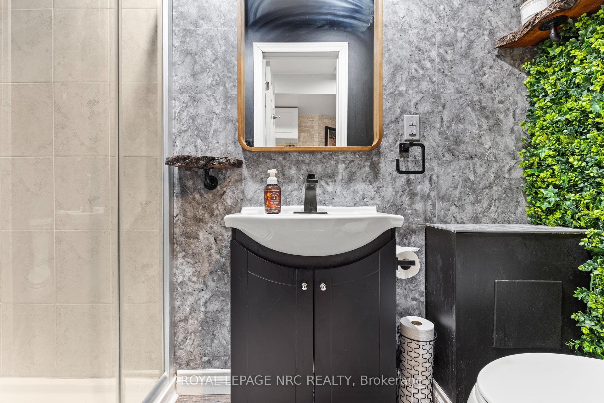 40 Longfellow Avenue photo 24