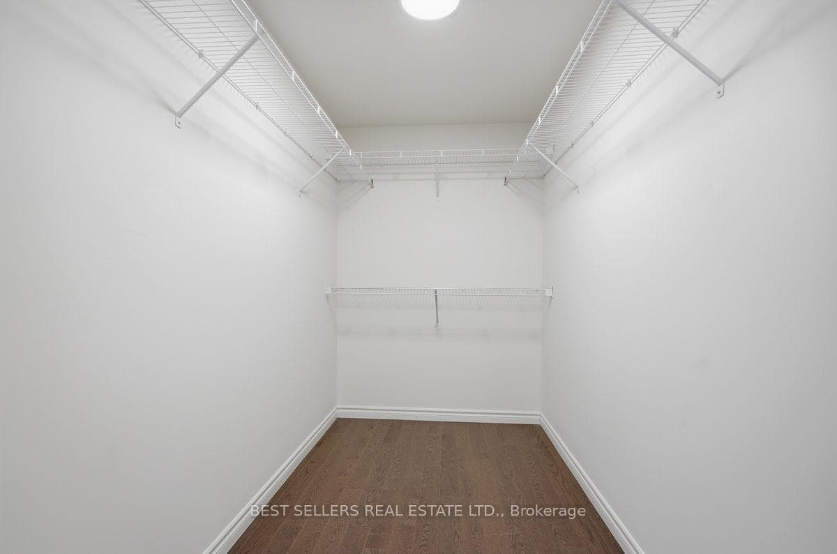 22 Weir Crescent photo 32