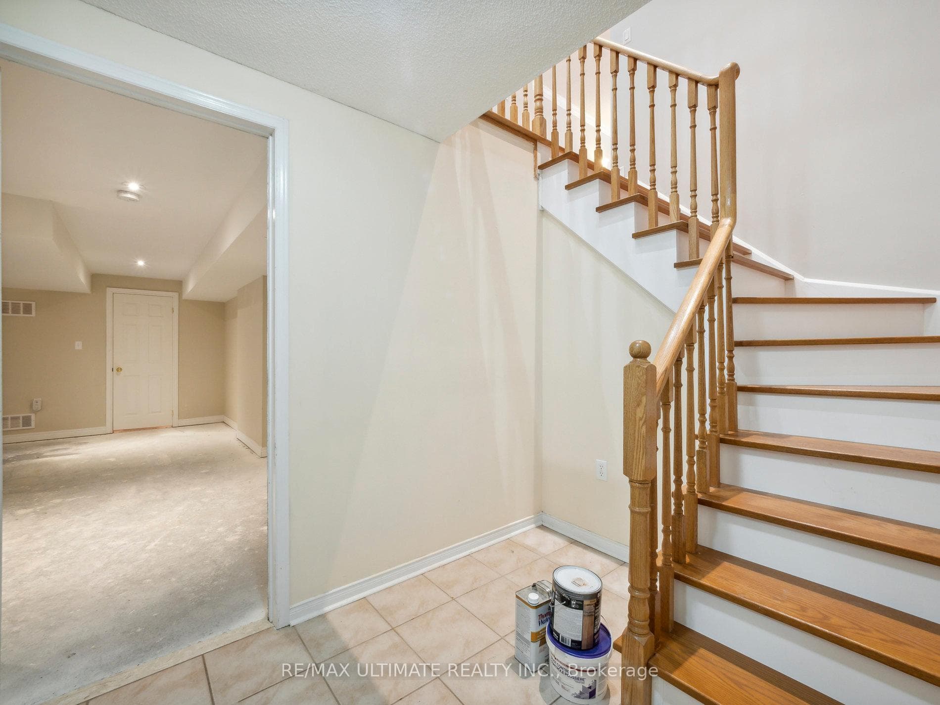 95 Earlsbridge Boulevard photo 22