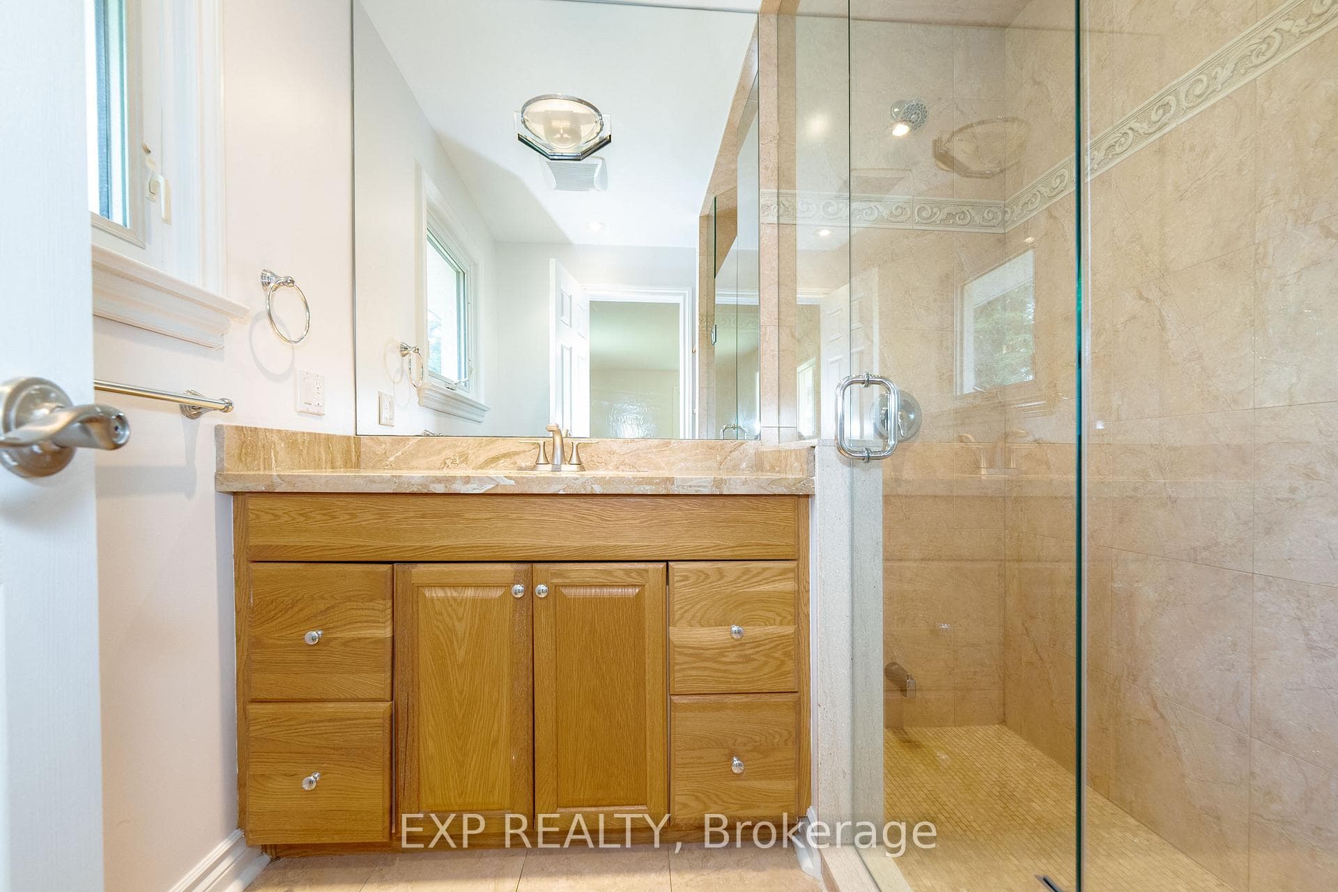 12056 Leslie Street photo 23