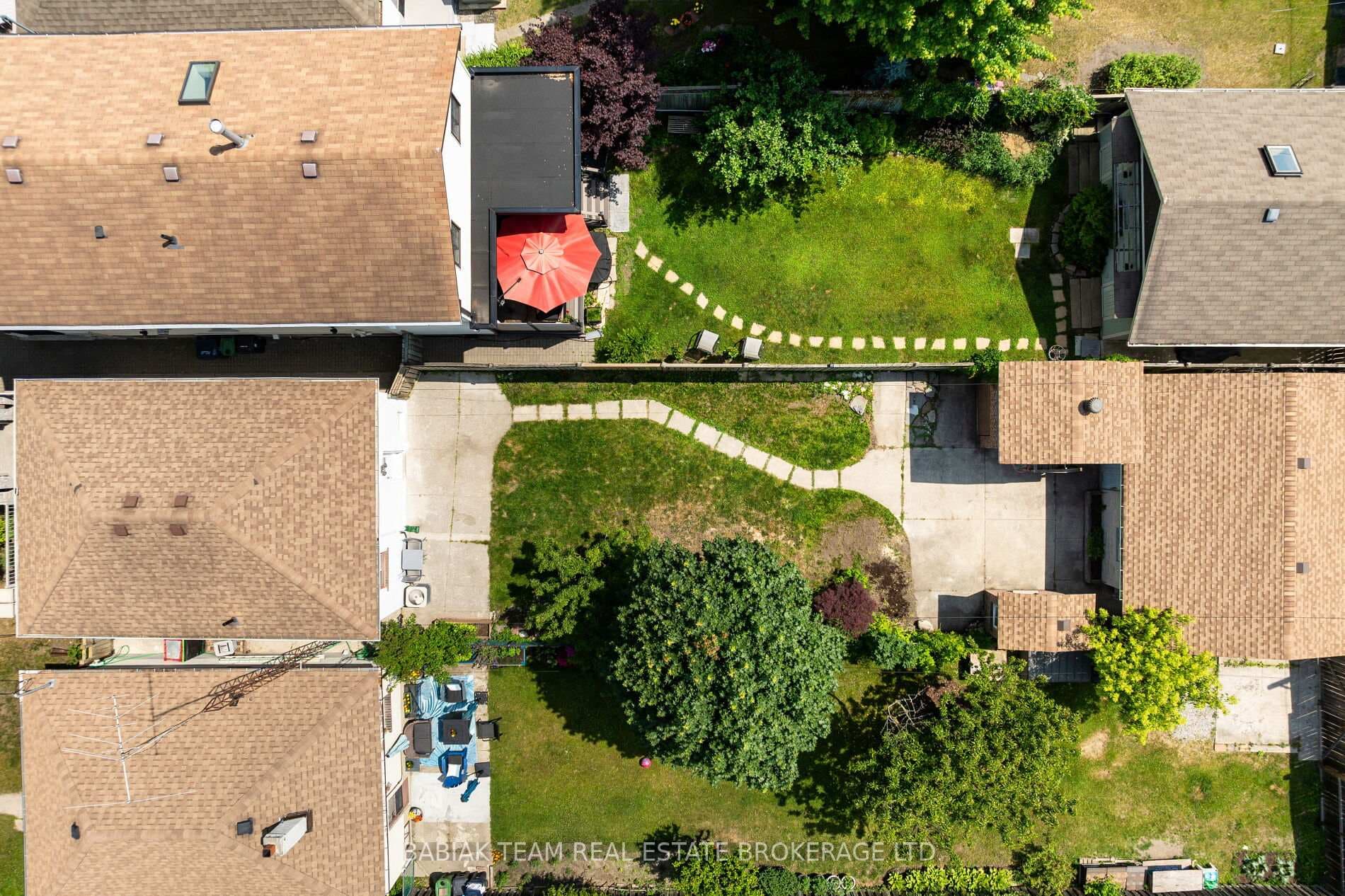 30 Mould Avenue photo 40