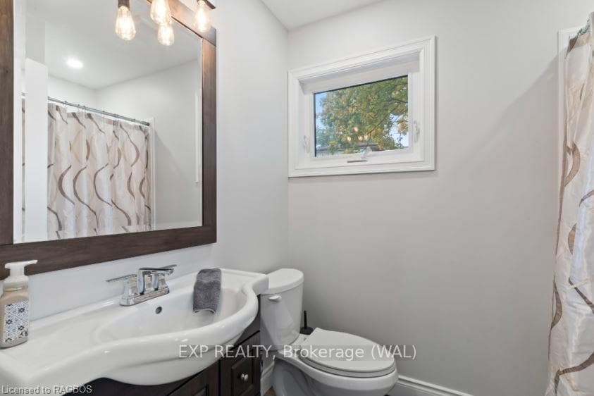 20 SHORTT Street photo 20
