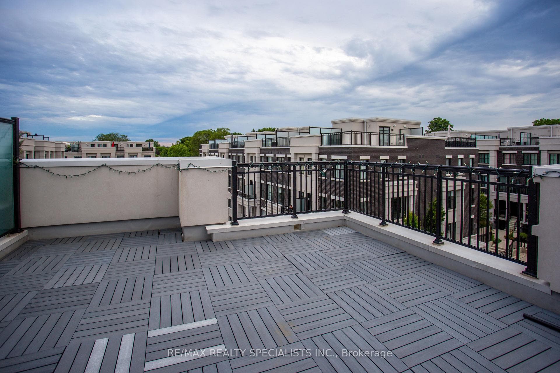 1180 Cawthra Road Unit 107 photo 26