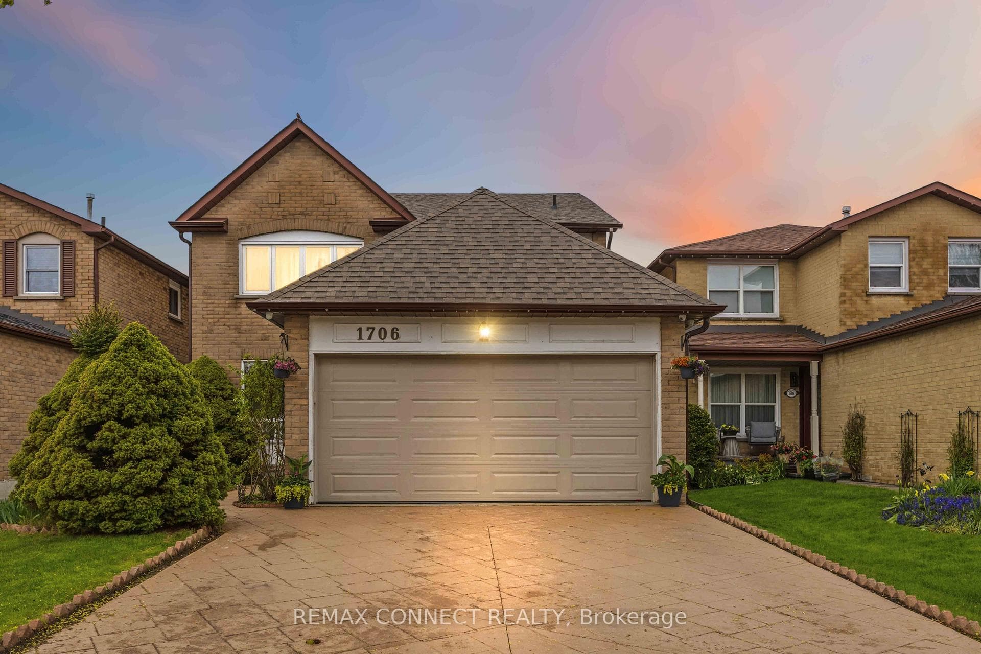 1706 Woodside Lane photo 1