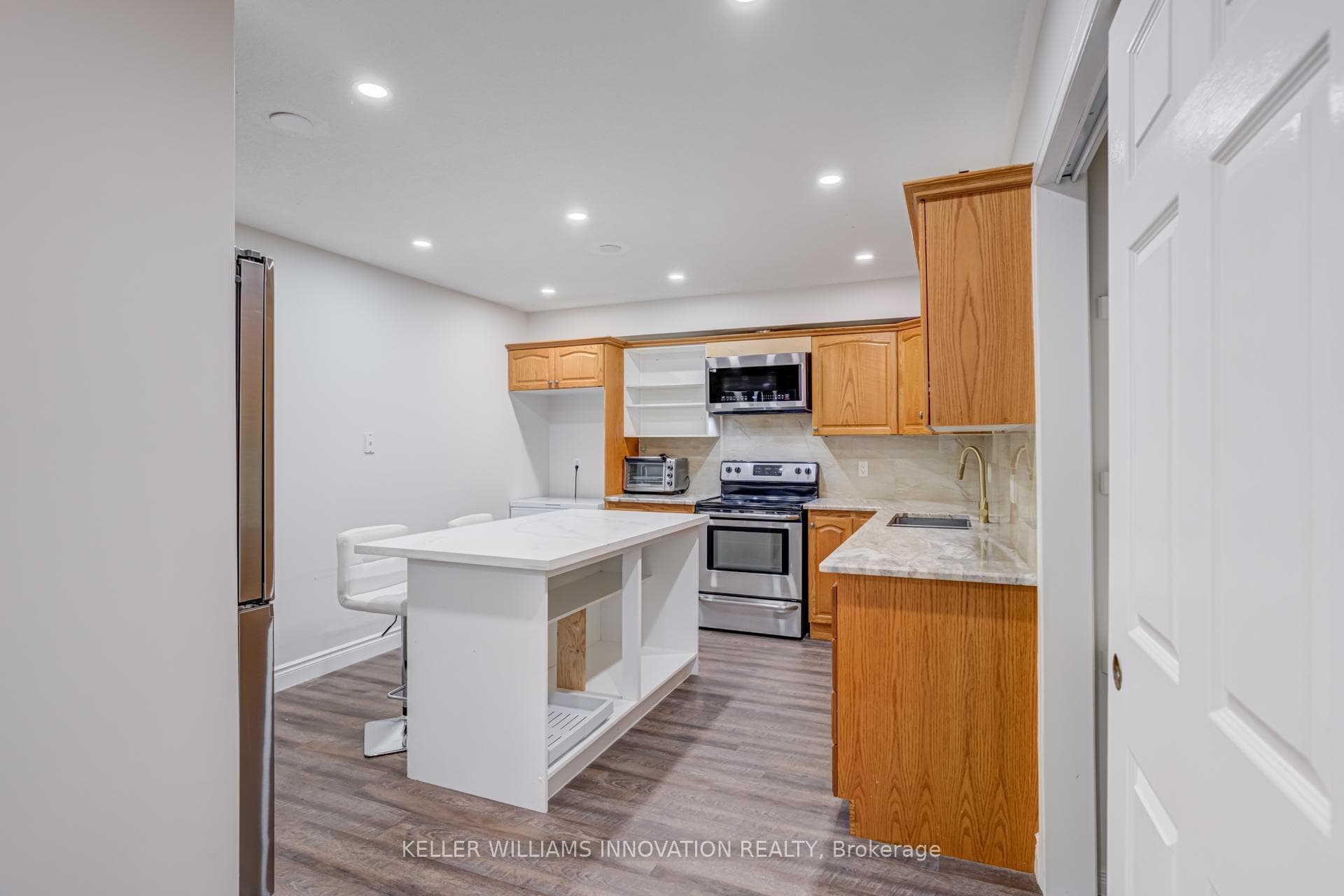 1522 King Street Unit 401 photo 5