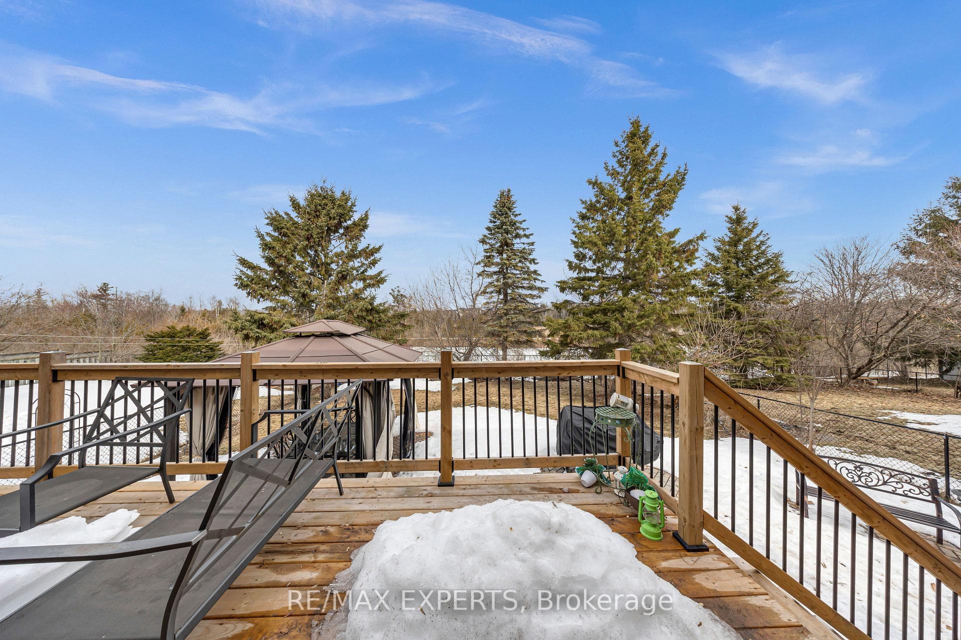 28 Bishop Drive photo 41