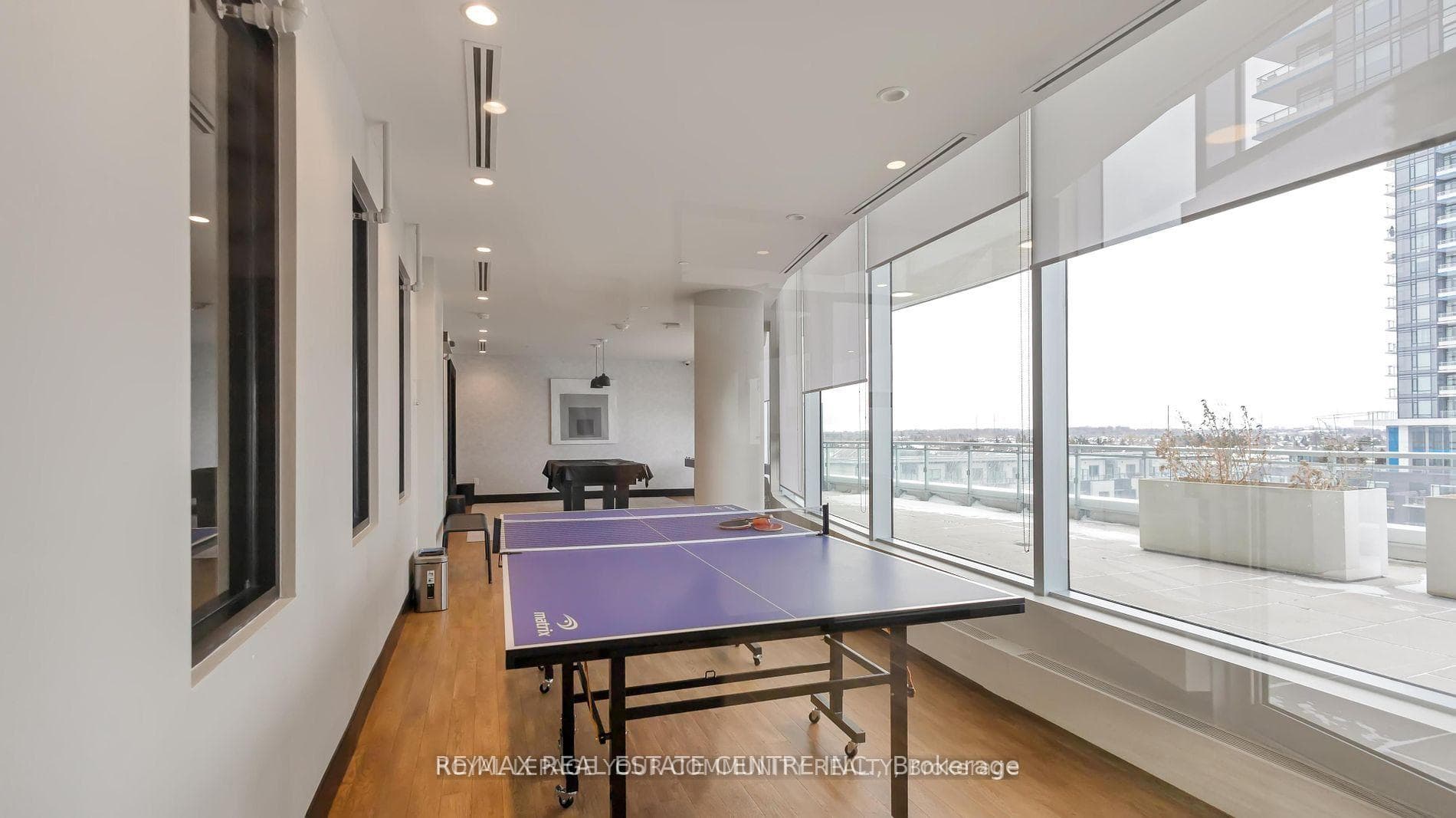 2520 Eglinton Avenue Unit 403 photo 29
