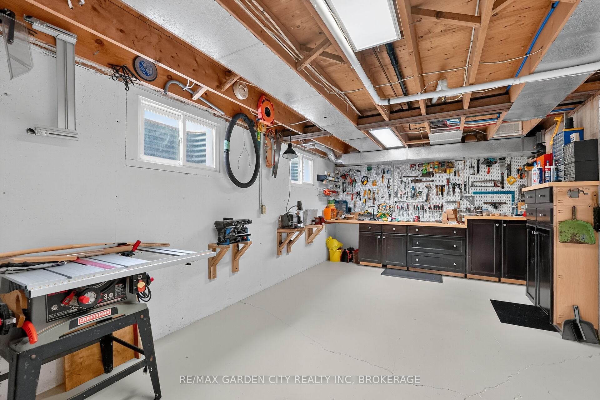 656 Memorial Drive photo 38