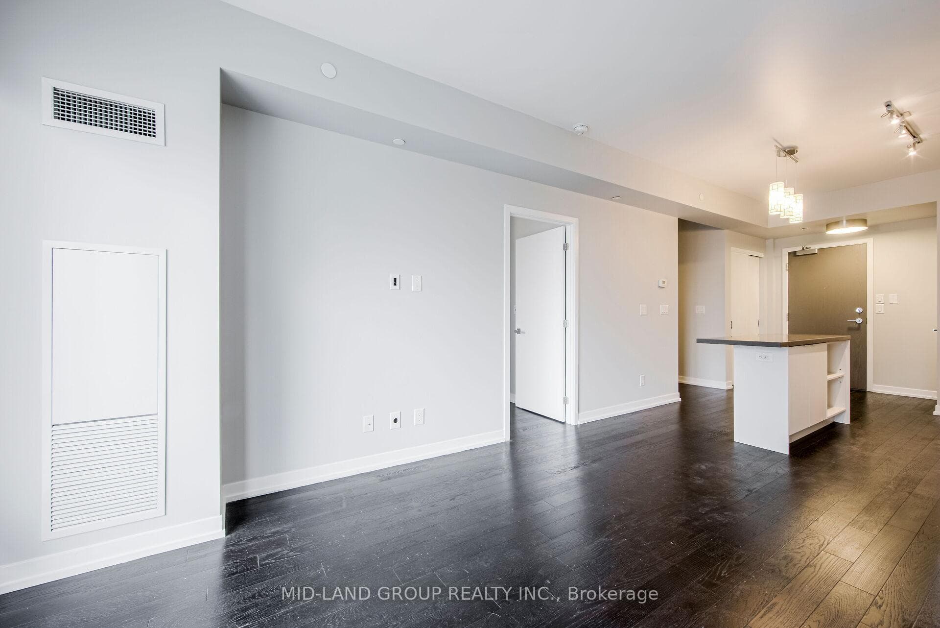 21 Widmer Street Unit 2512 photo 16