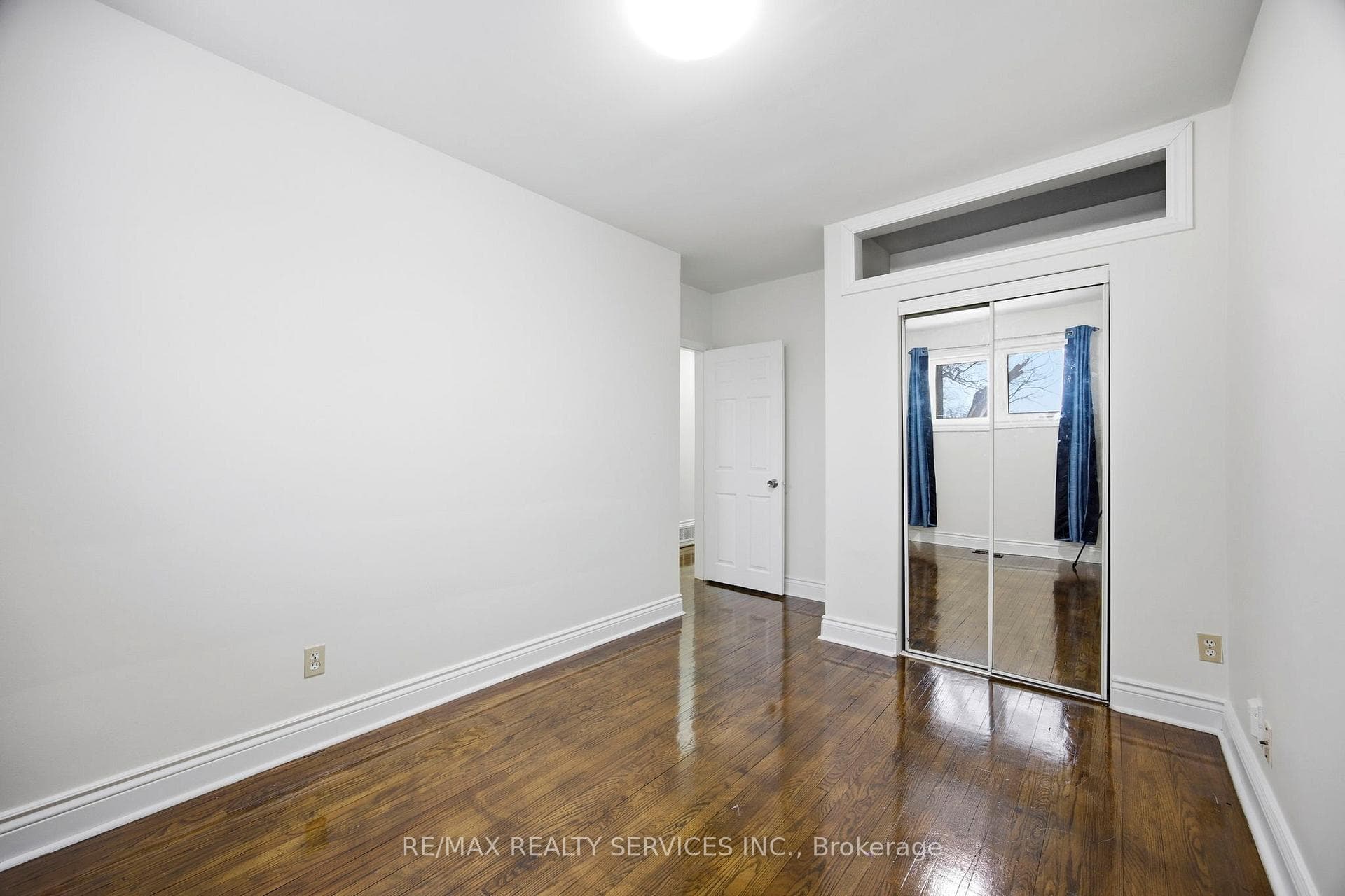 21 Radwinter Drive photo 12
