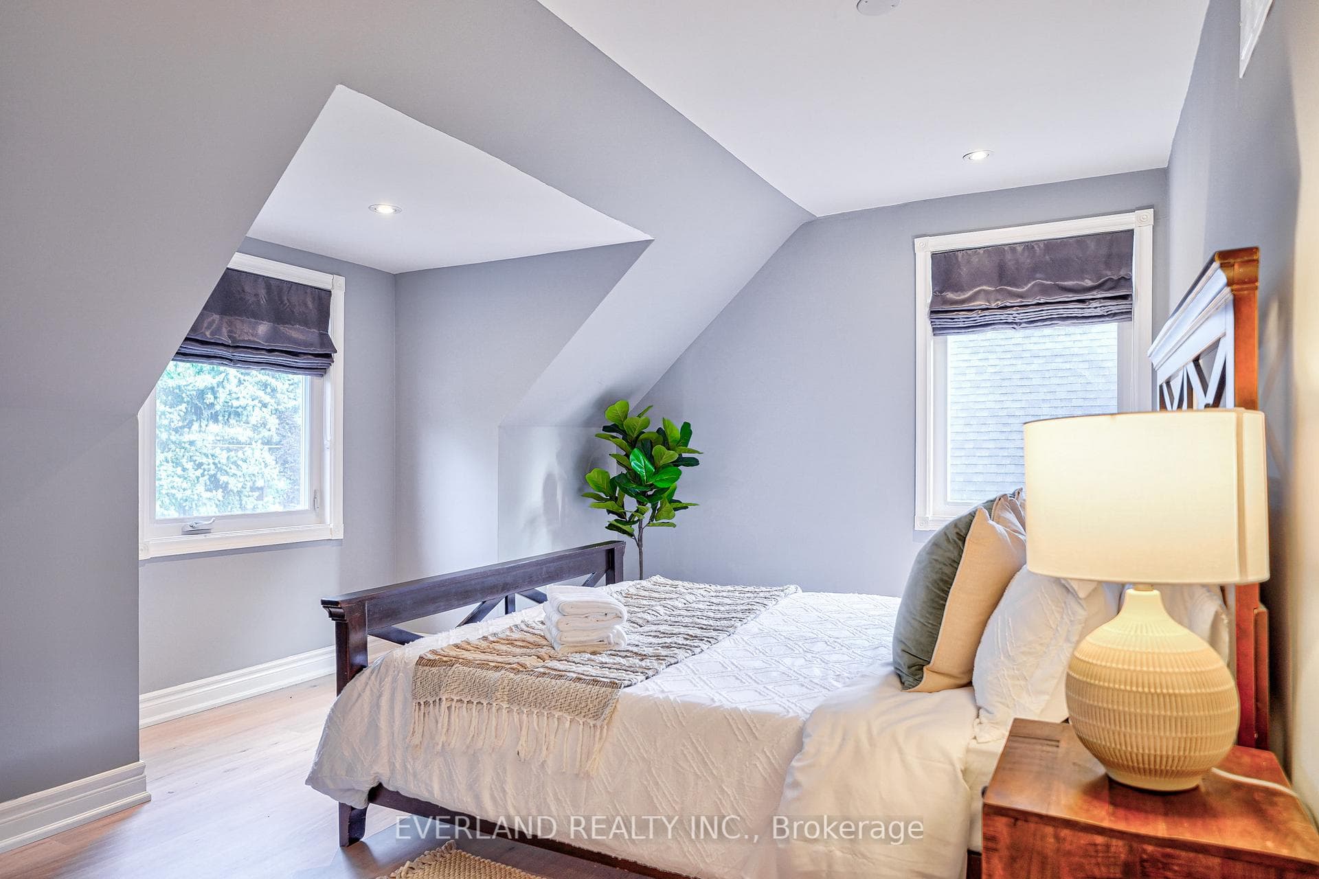 28 Gibson Avenue photo 18