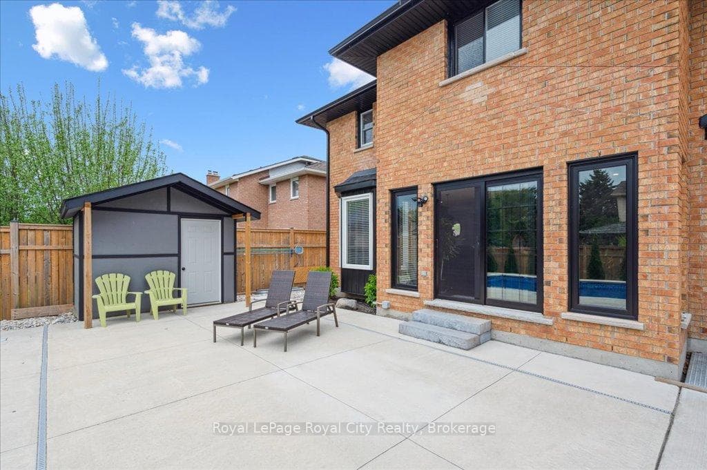 9 Kortright Road photo 40