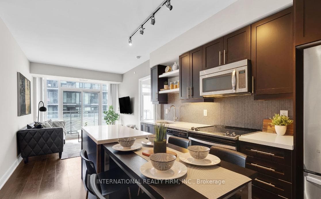 525 Adelaide Street Unit Lph35 photo 1