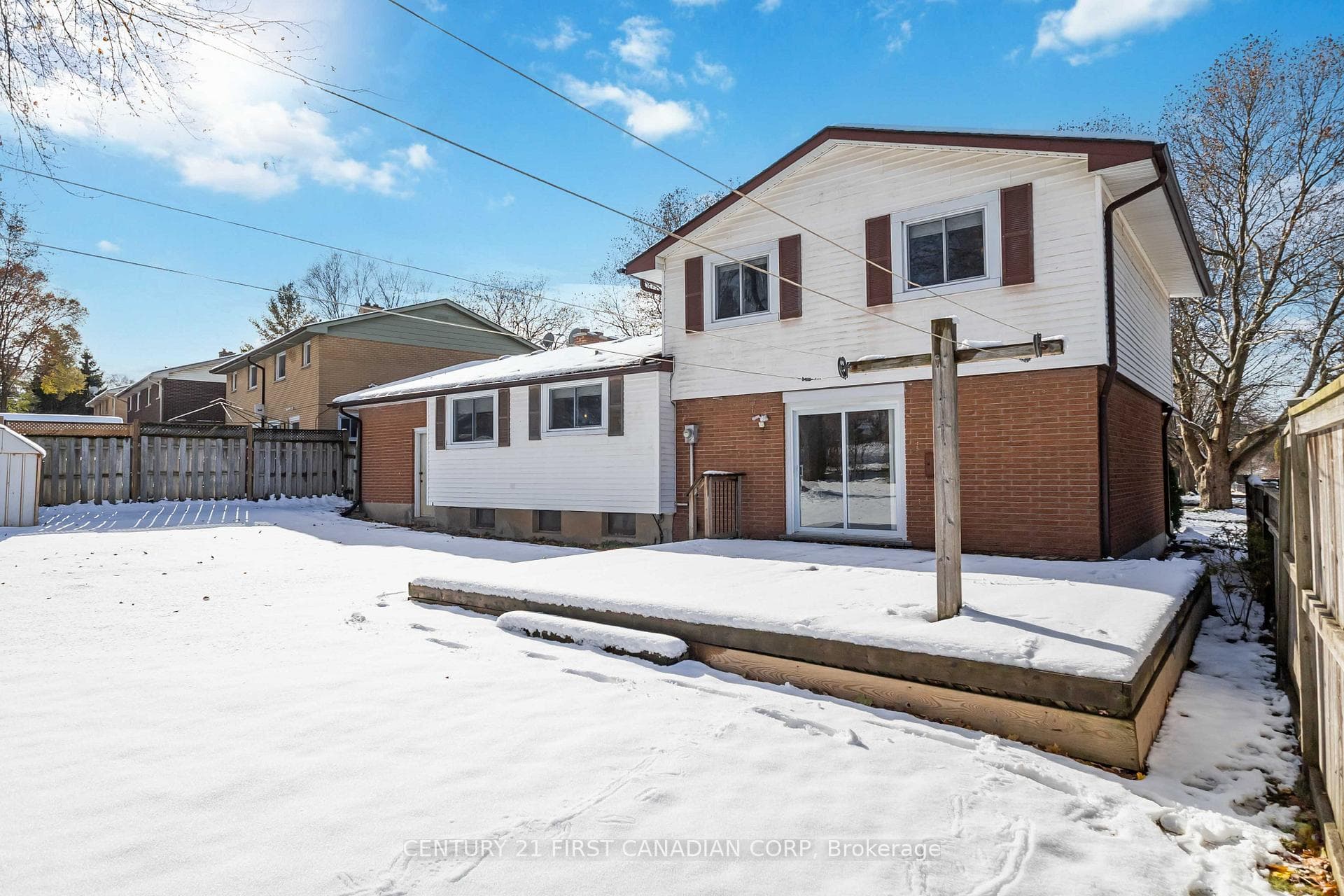628 Viscount Road photo 42