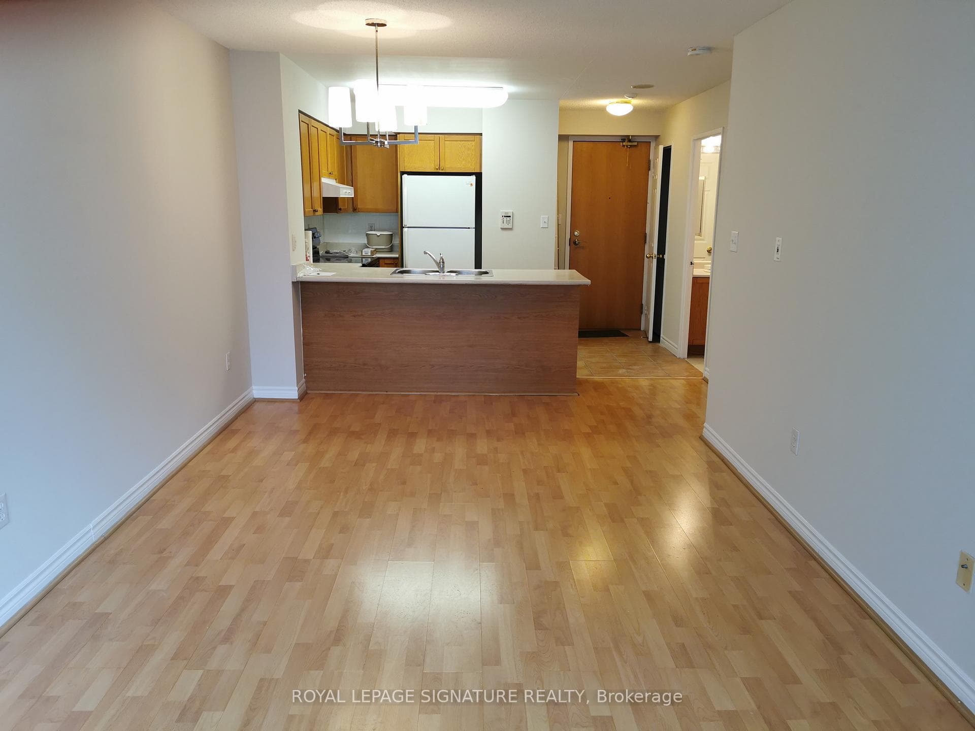 195 Merton Street Unit 312 photo 4