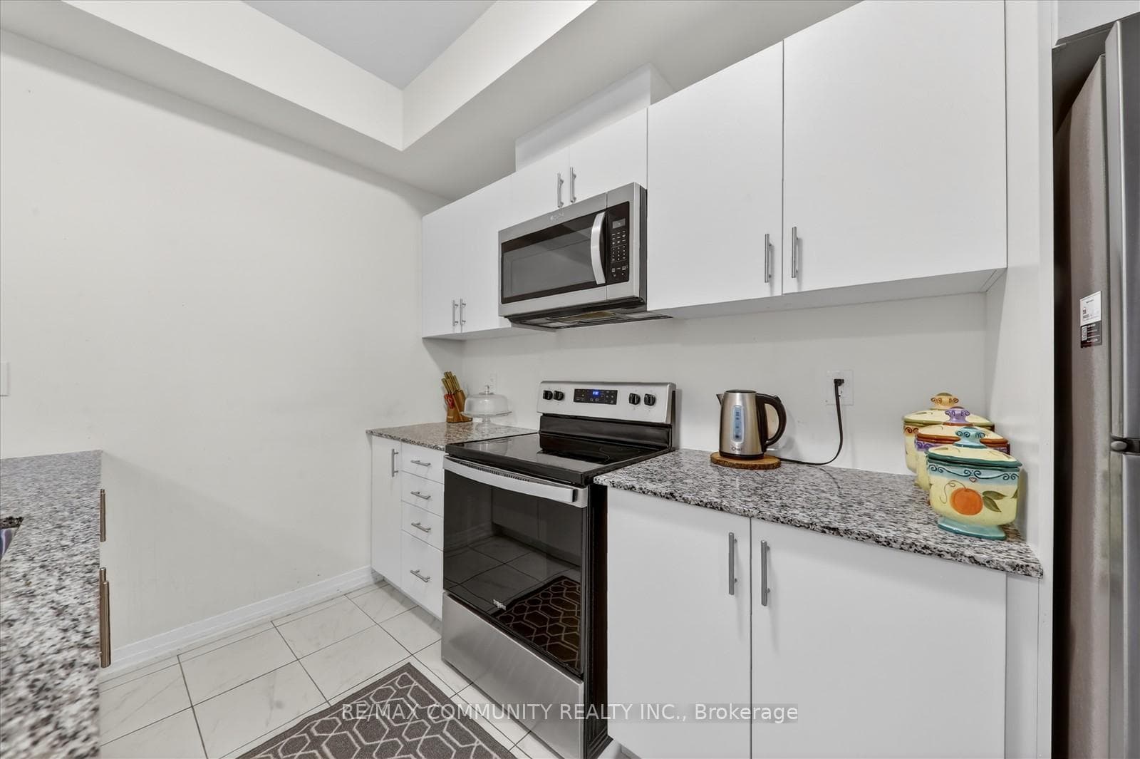 145 Tapscott Road Unit 21 photo 15