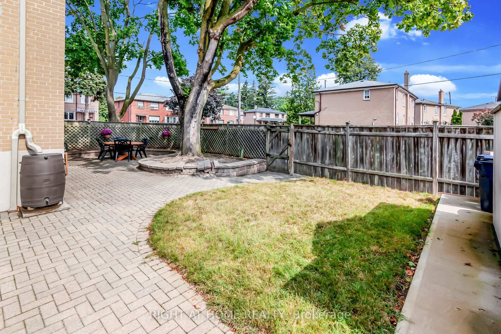 237 Eileen Avenue photo 35