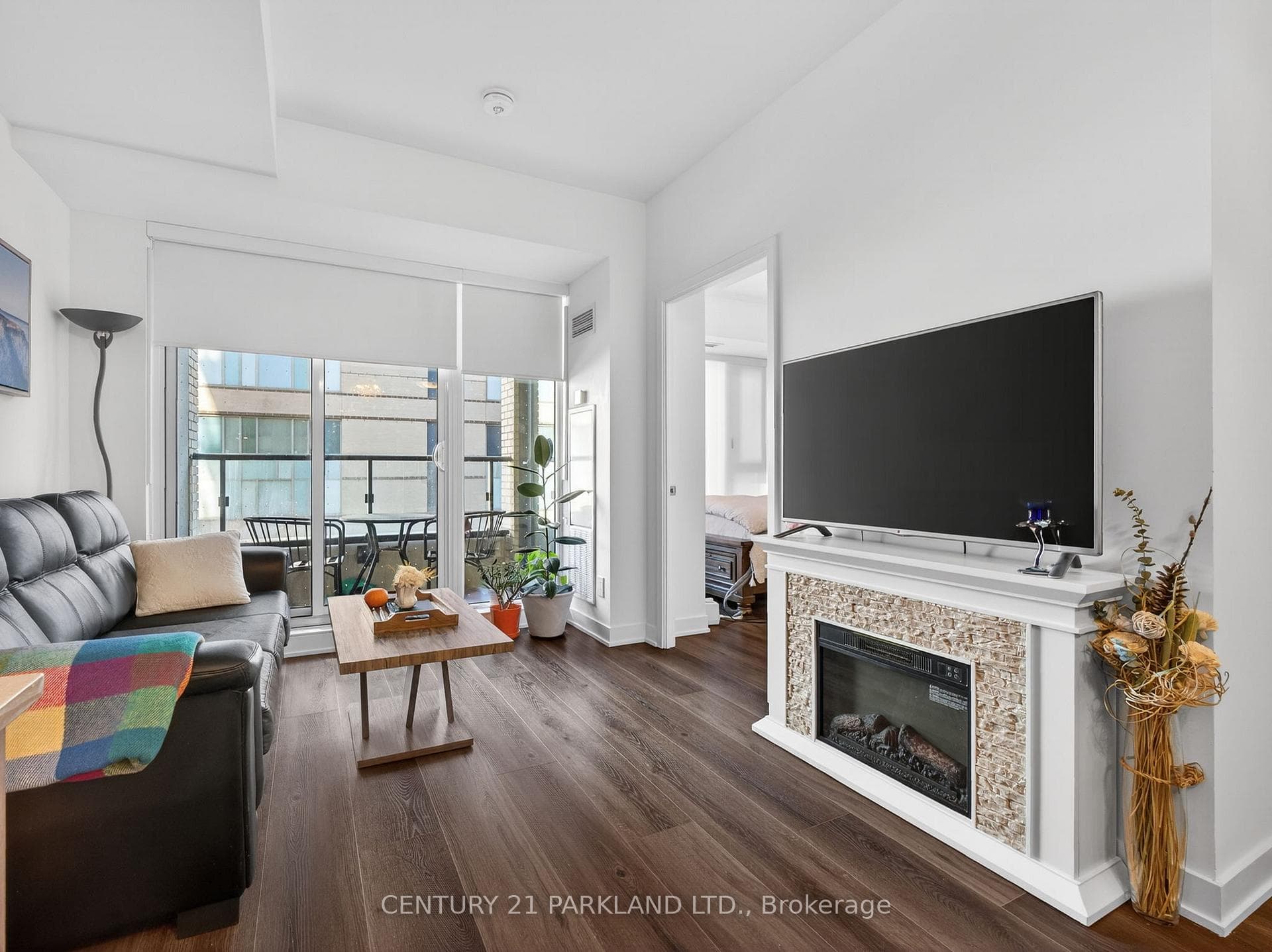 543 Richmond Street Unit 301 photo 11