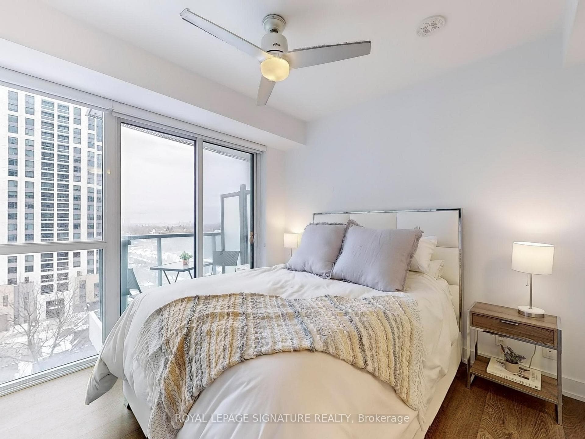 11 Lillian Street Unit 809 photo 18