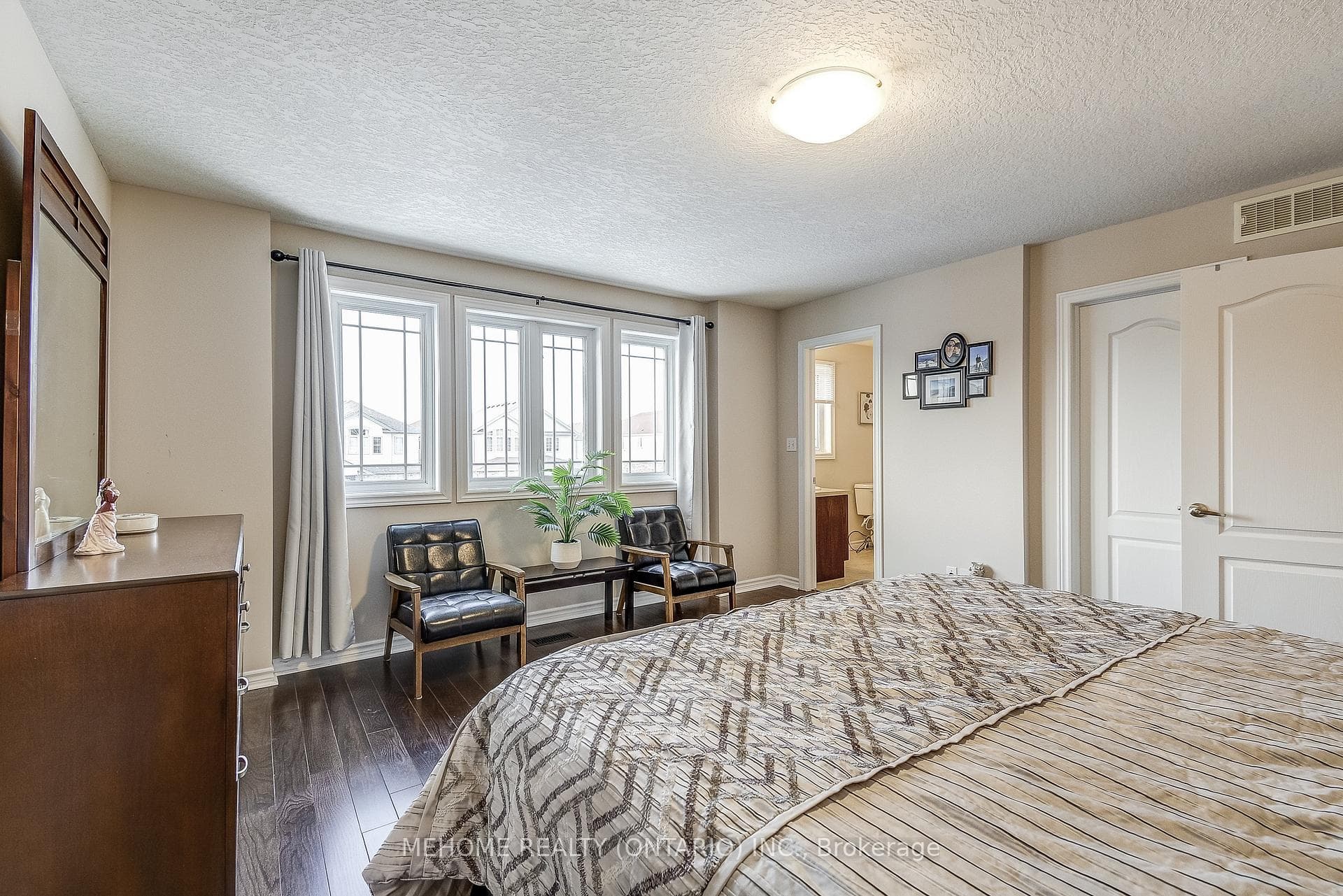 63 Huck Crescent photo 28