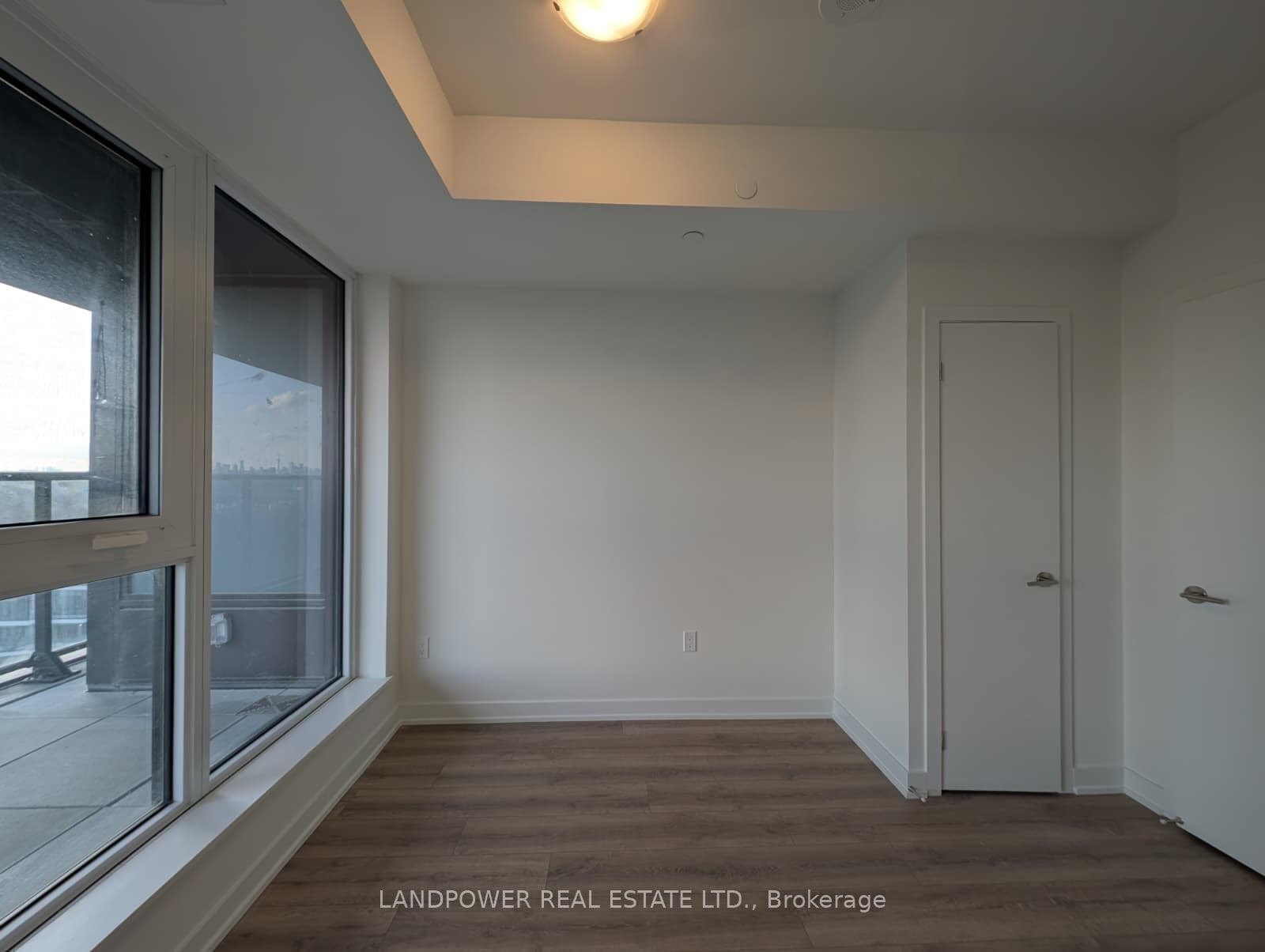 5 Quarrington Lane Unit 1502 photo 12