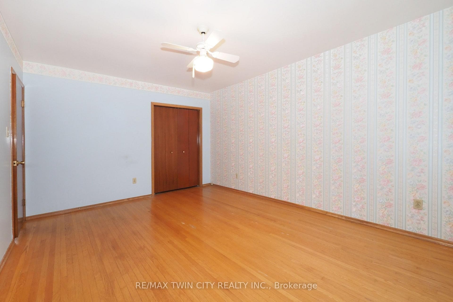 401 Forest Hill Drive photo 27