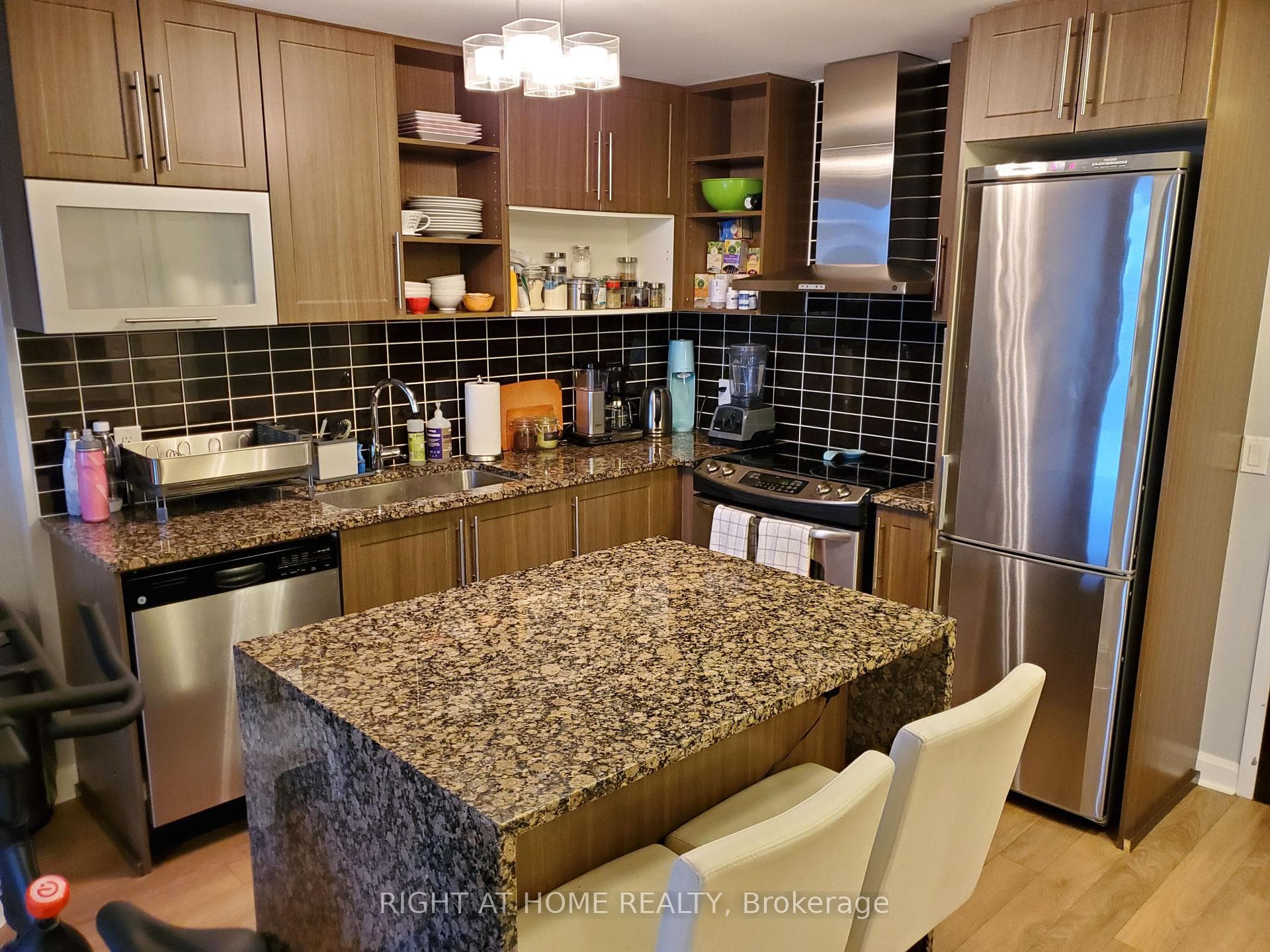 1 Michael Power Place Unit 1705 photo 4