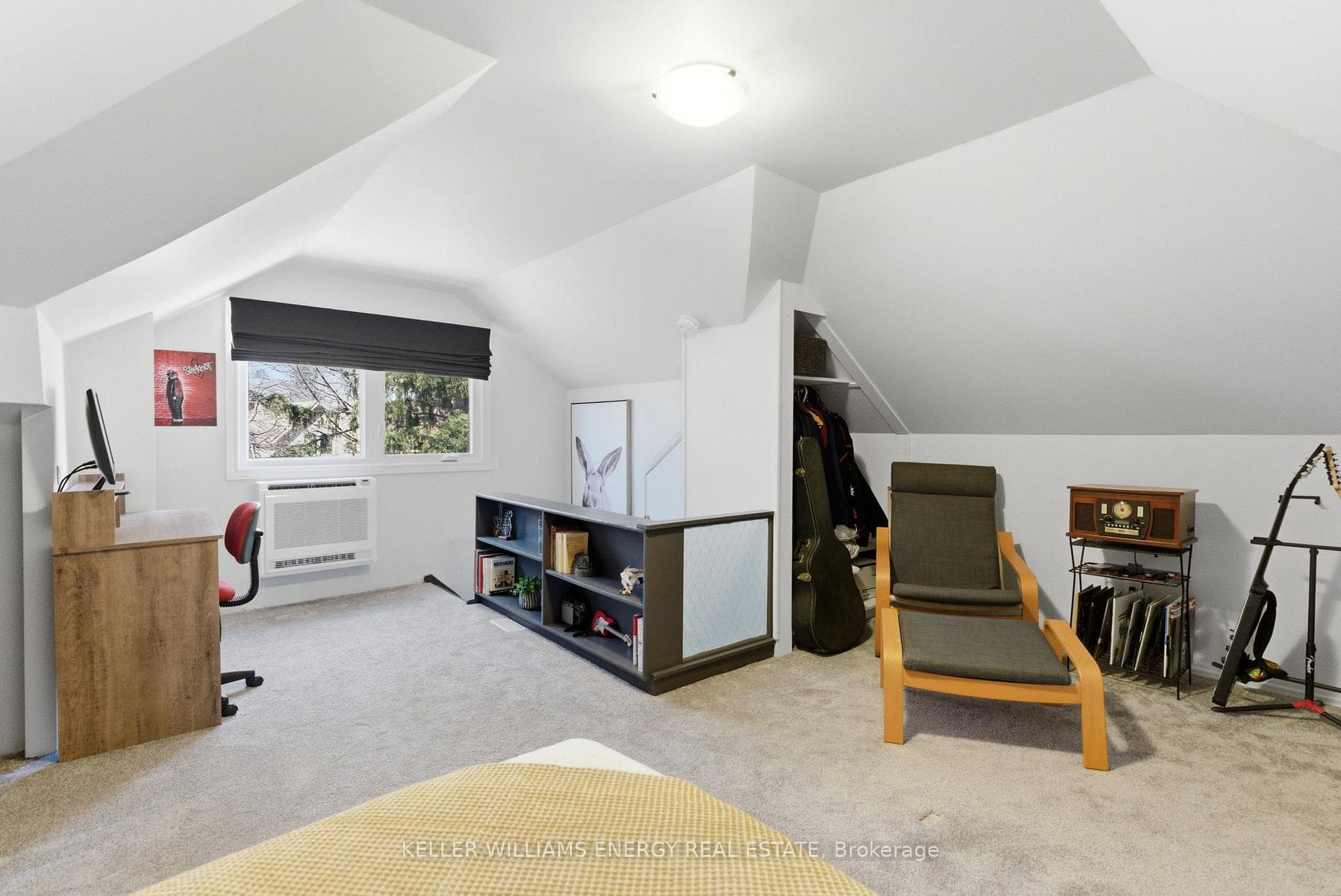 748 Mary Street photo 26