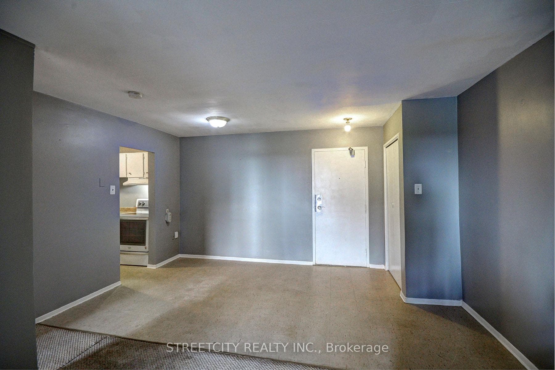 583 Mornington Avenue Unit 603 photo 5