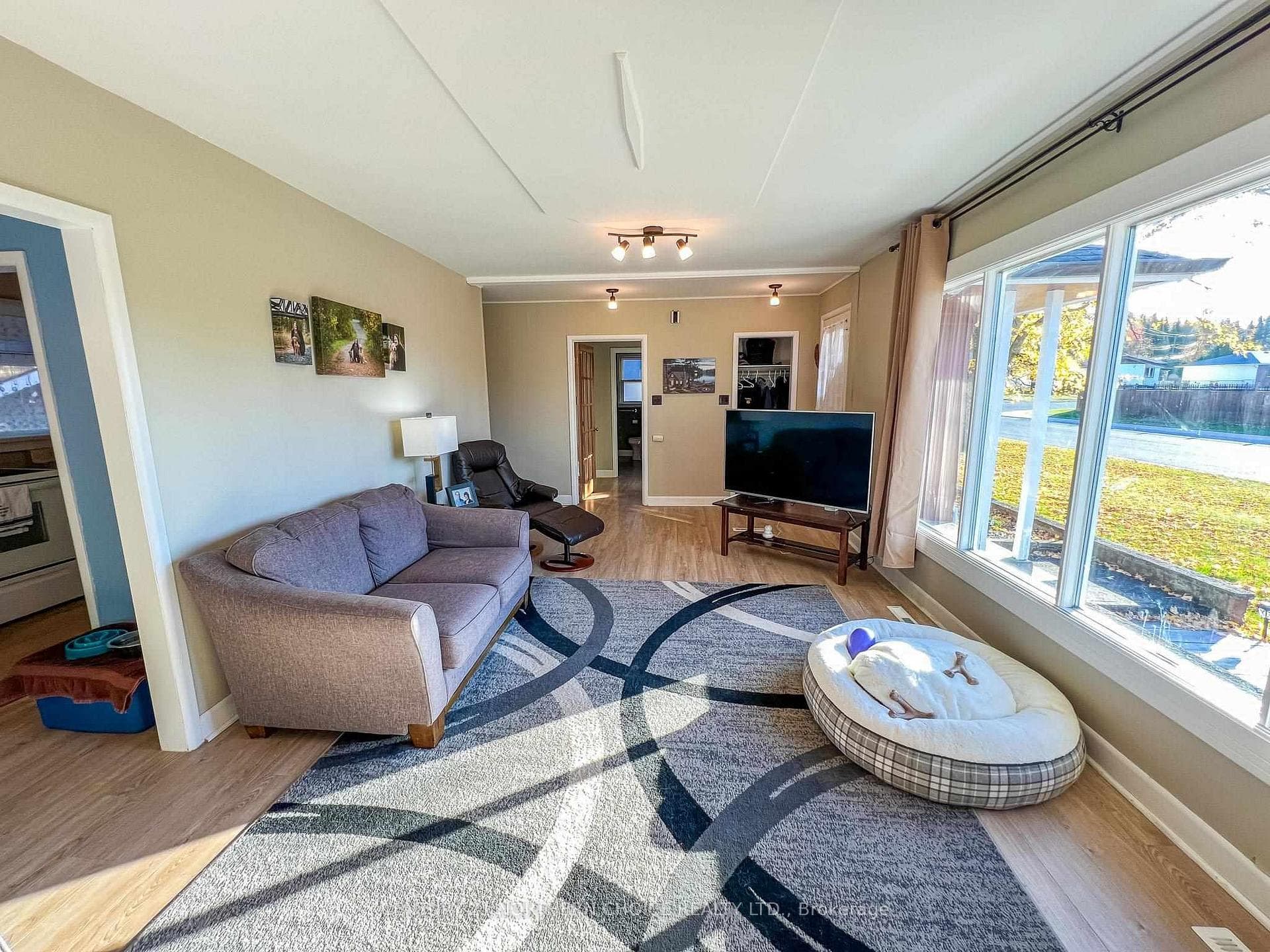 99 Drewry Drive photo 23