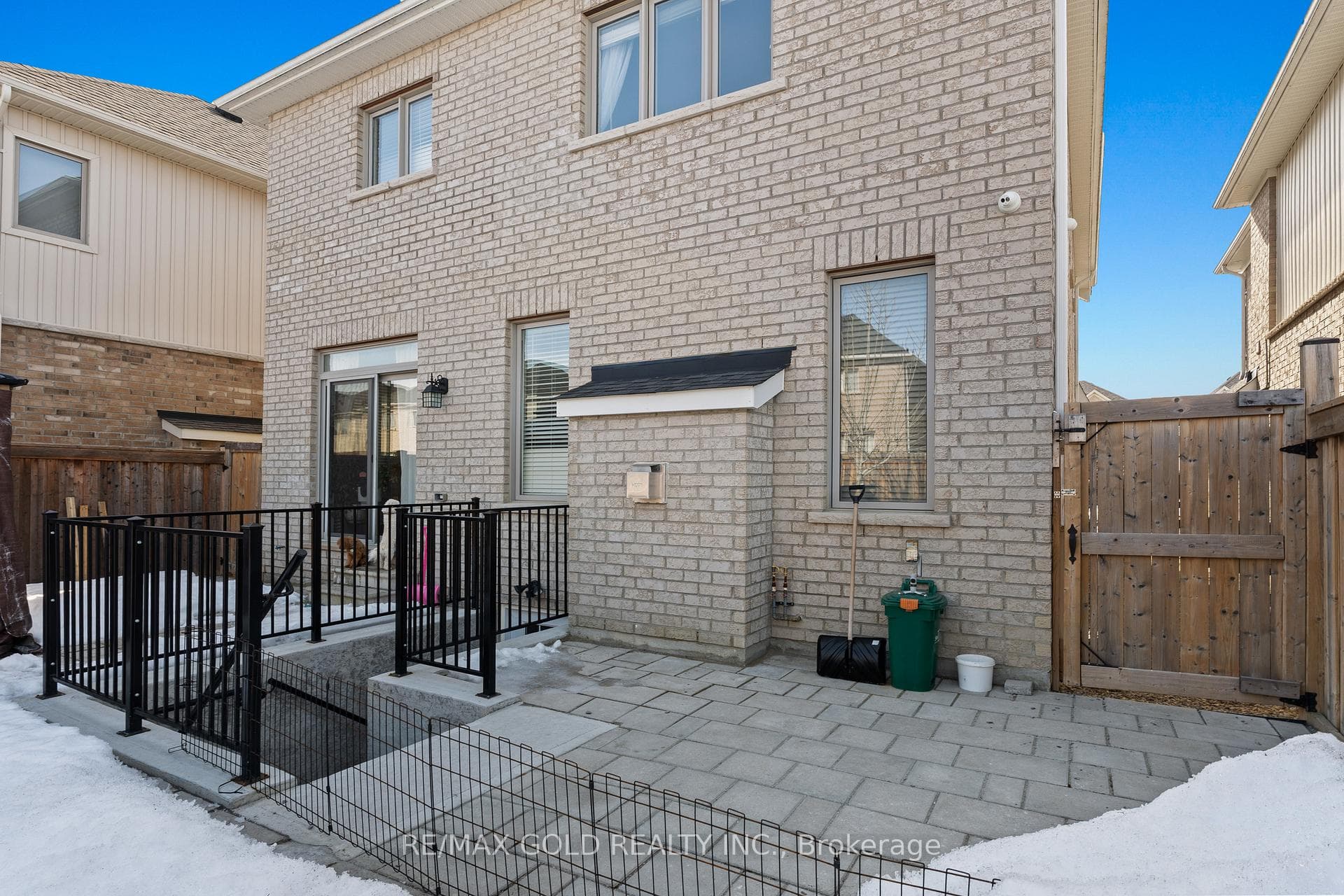 78 Weaver Terrace photo 48
