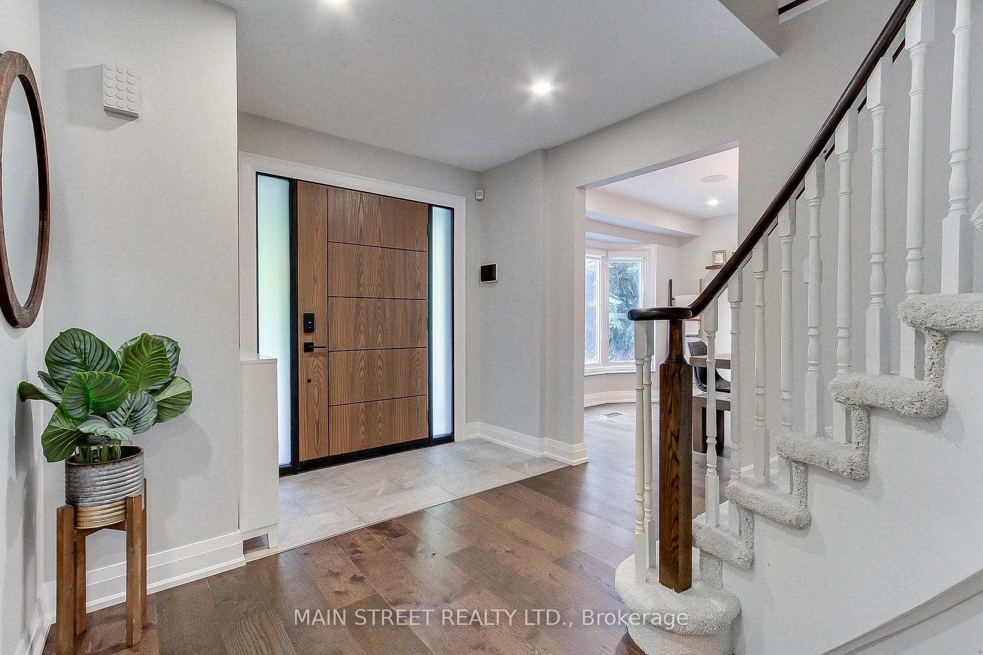 111 Peevers Crescent photo 4