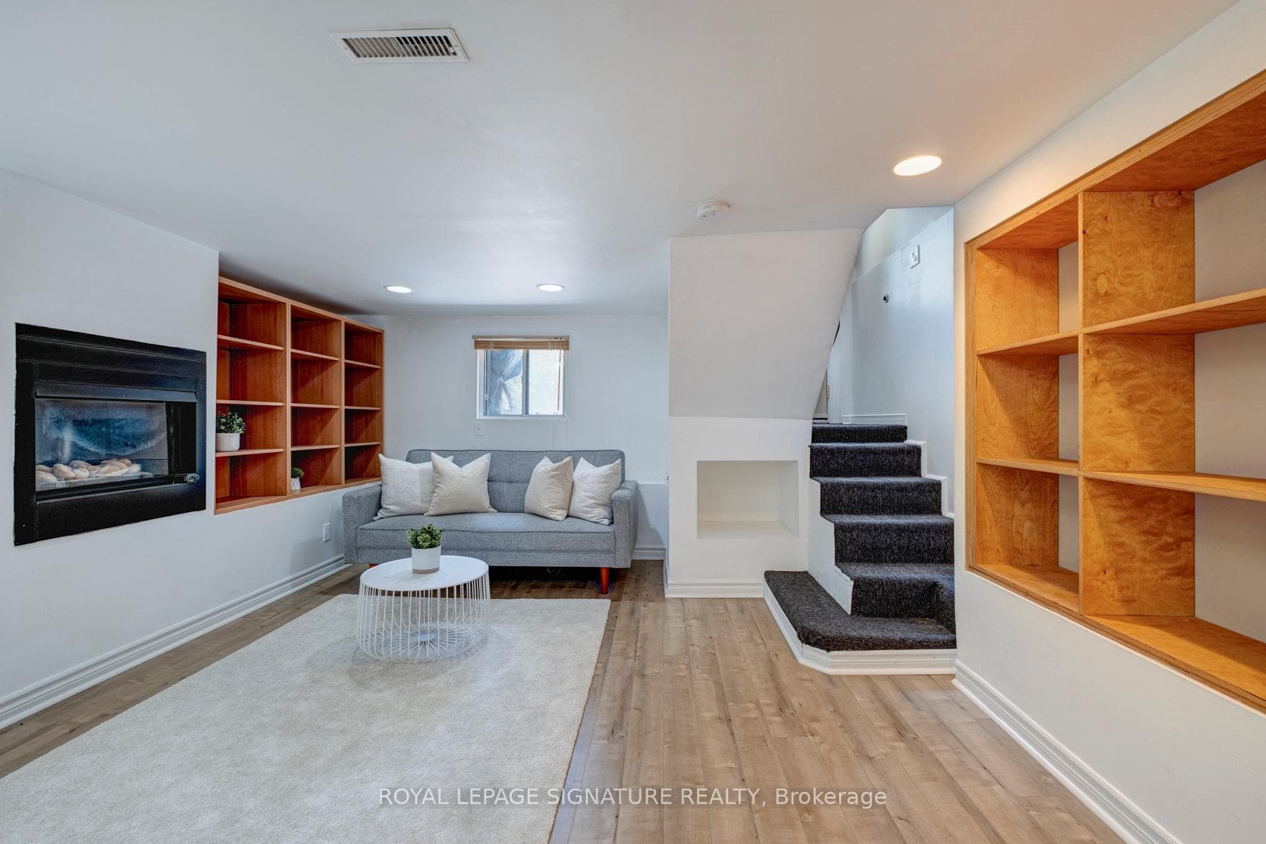 1 Southview Avenue photo 26