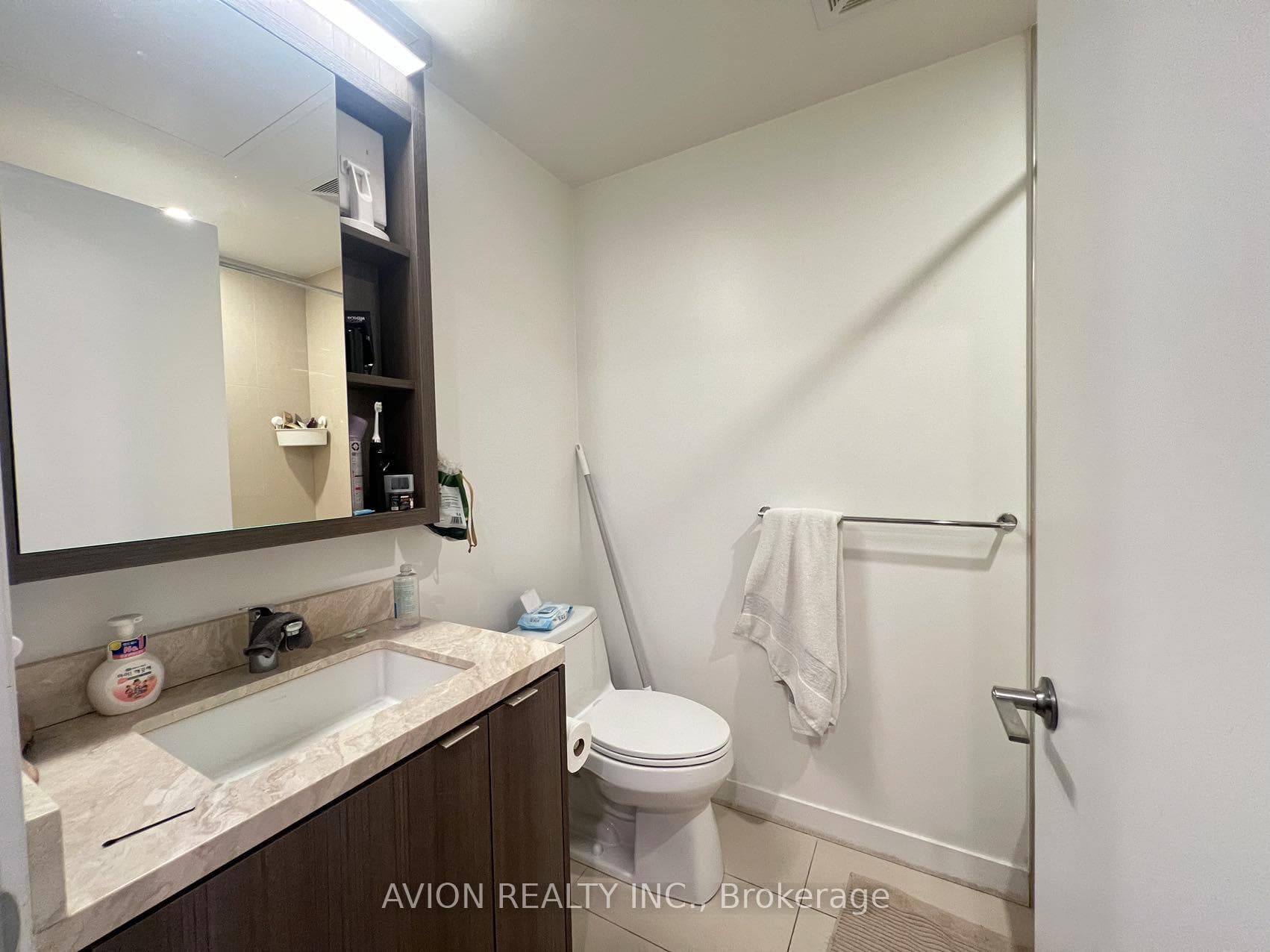 115 Blue Jays Way Unit 906 photo 11