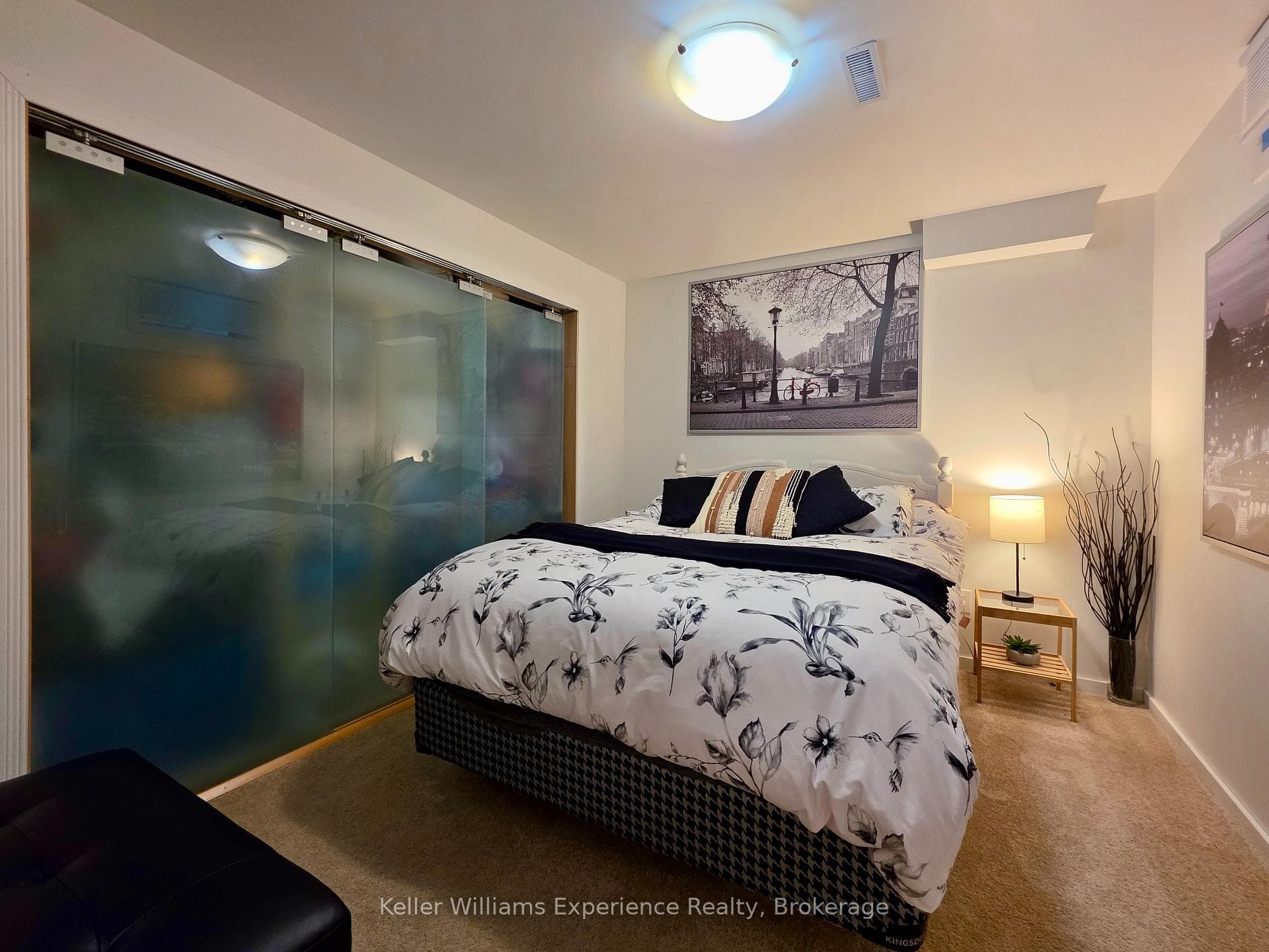 22 Rosemead Close photo 36