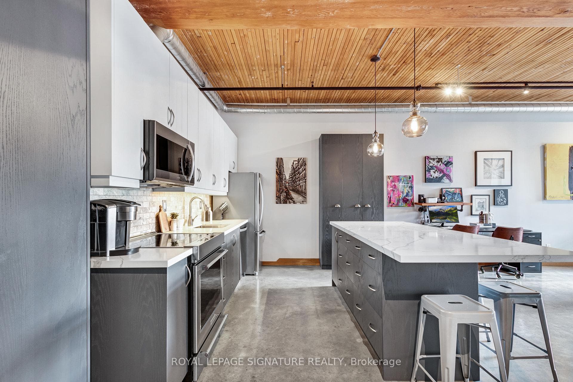 68 Broadview Avenue Unit 305 photo 9