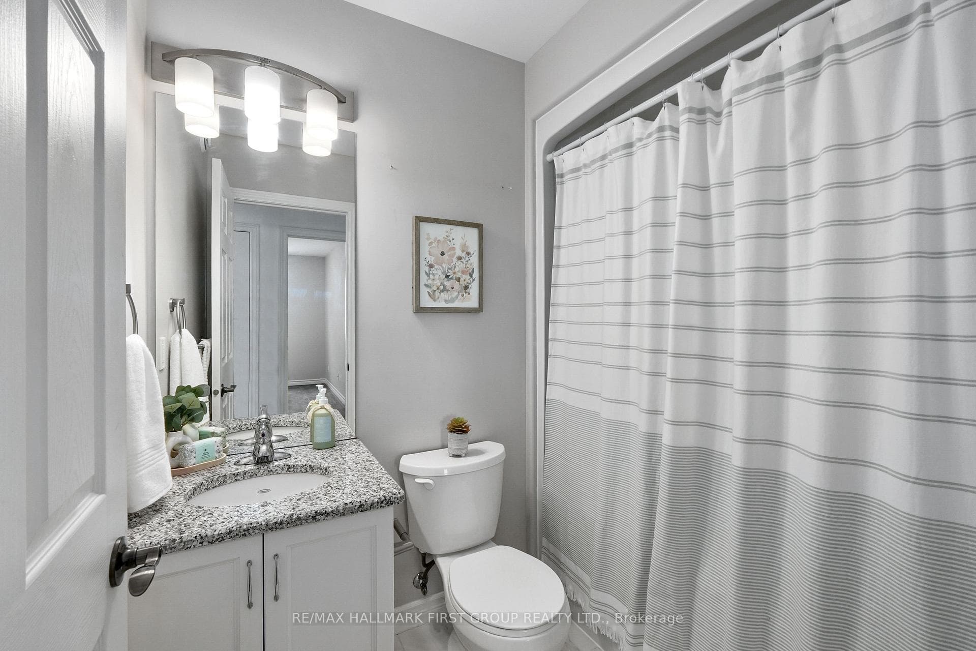 10 Walnut Crescent photo 26